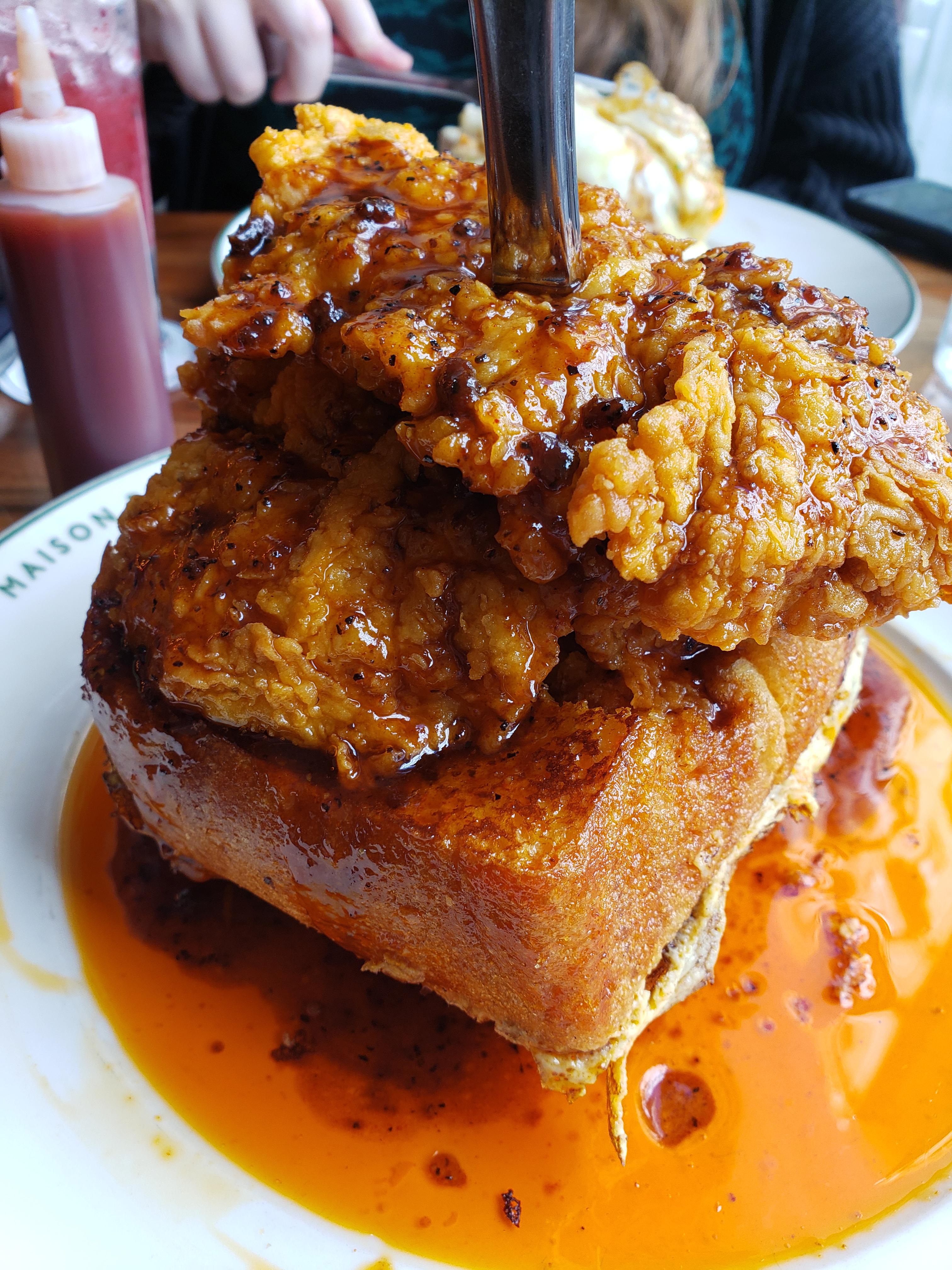 [I Ate] This french toast, hot chicken and honey dish r/food