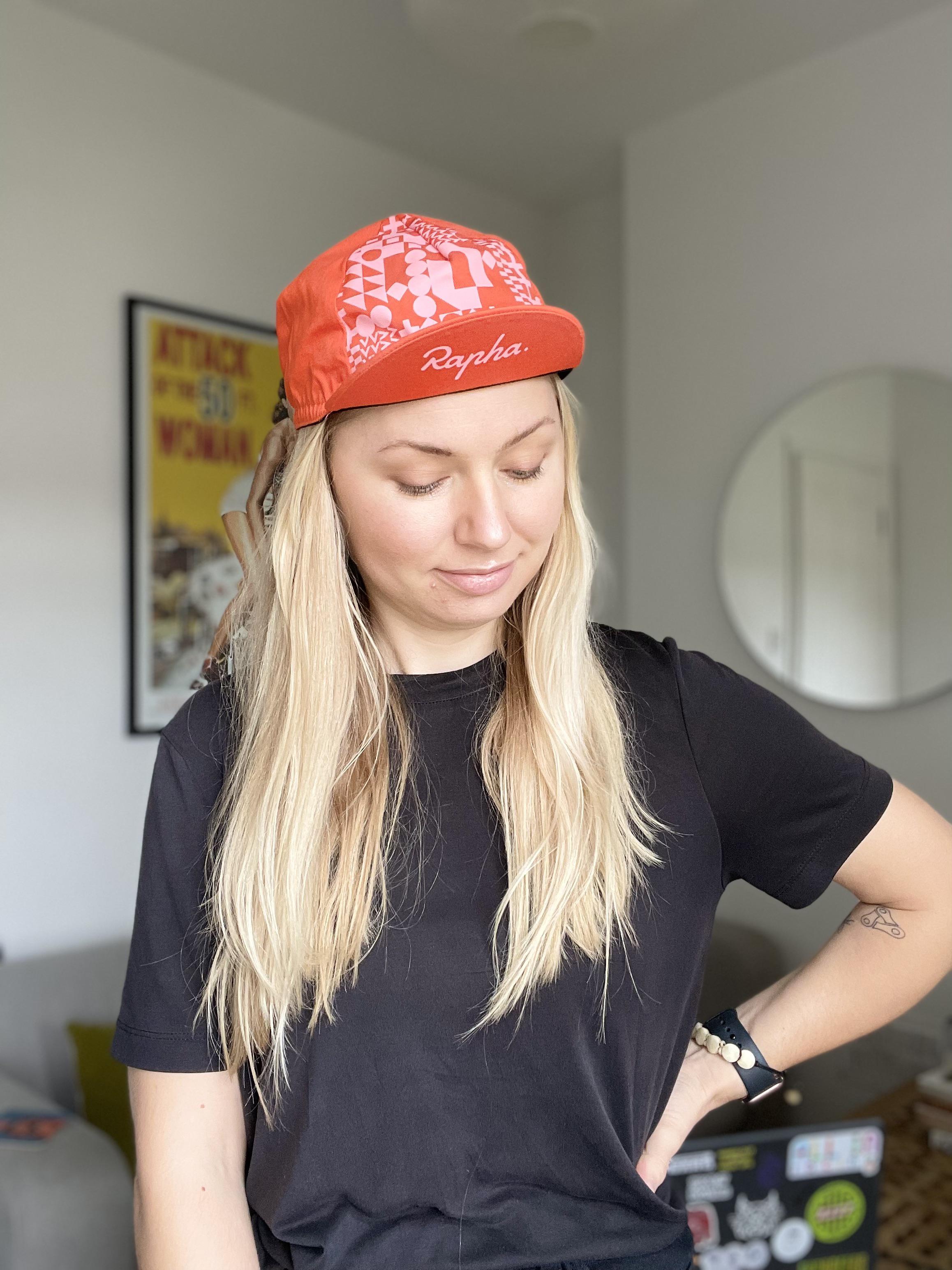 Not so much of a full kit than just a cycling cap. Never really thought