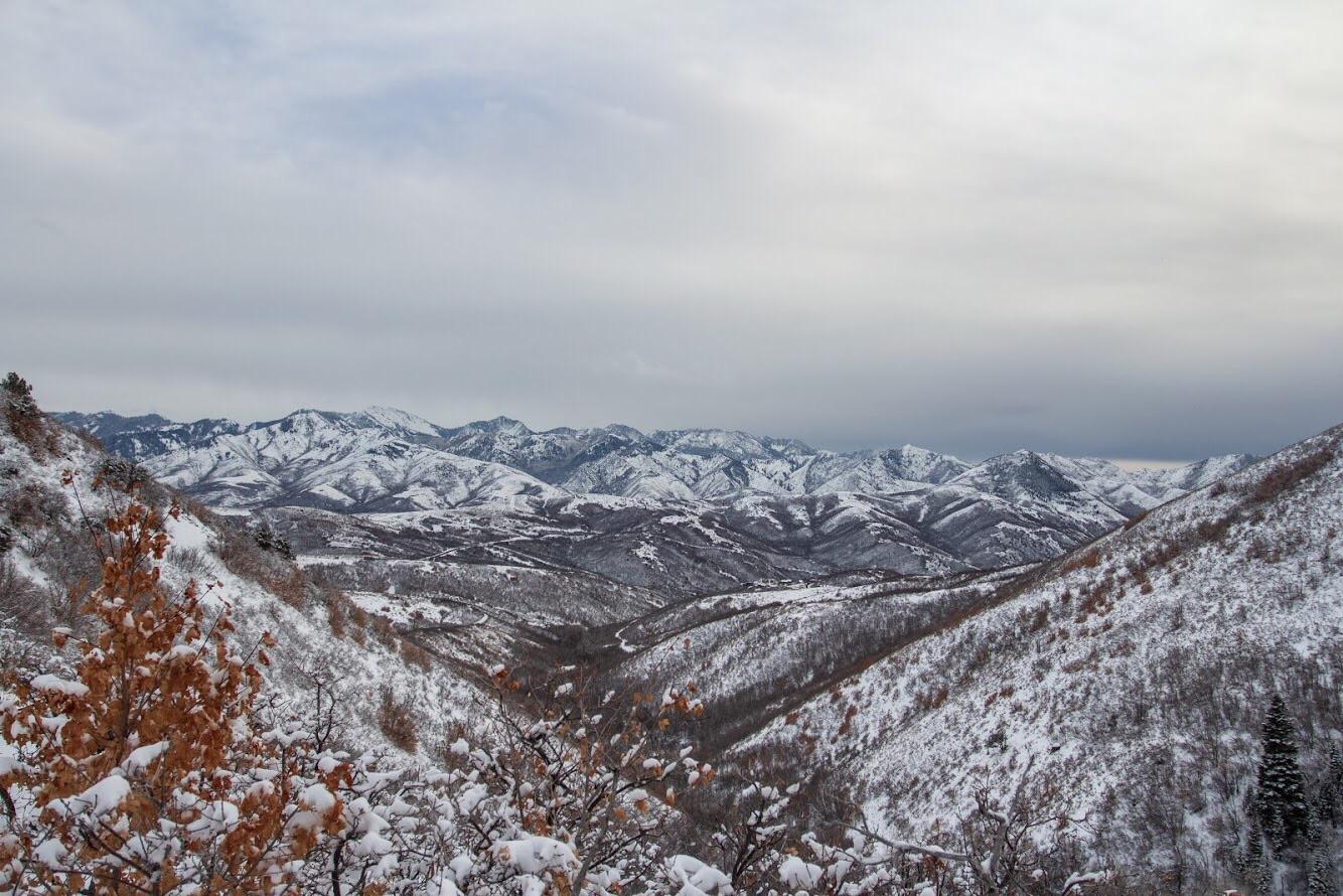 Emigration Canyon, Utah [5184x2198] [OC] r/EarthPorn