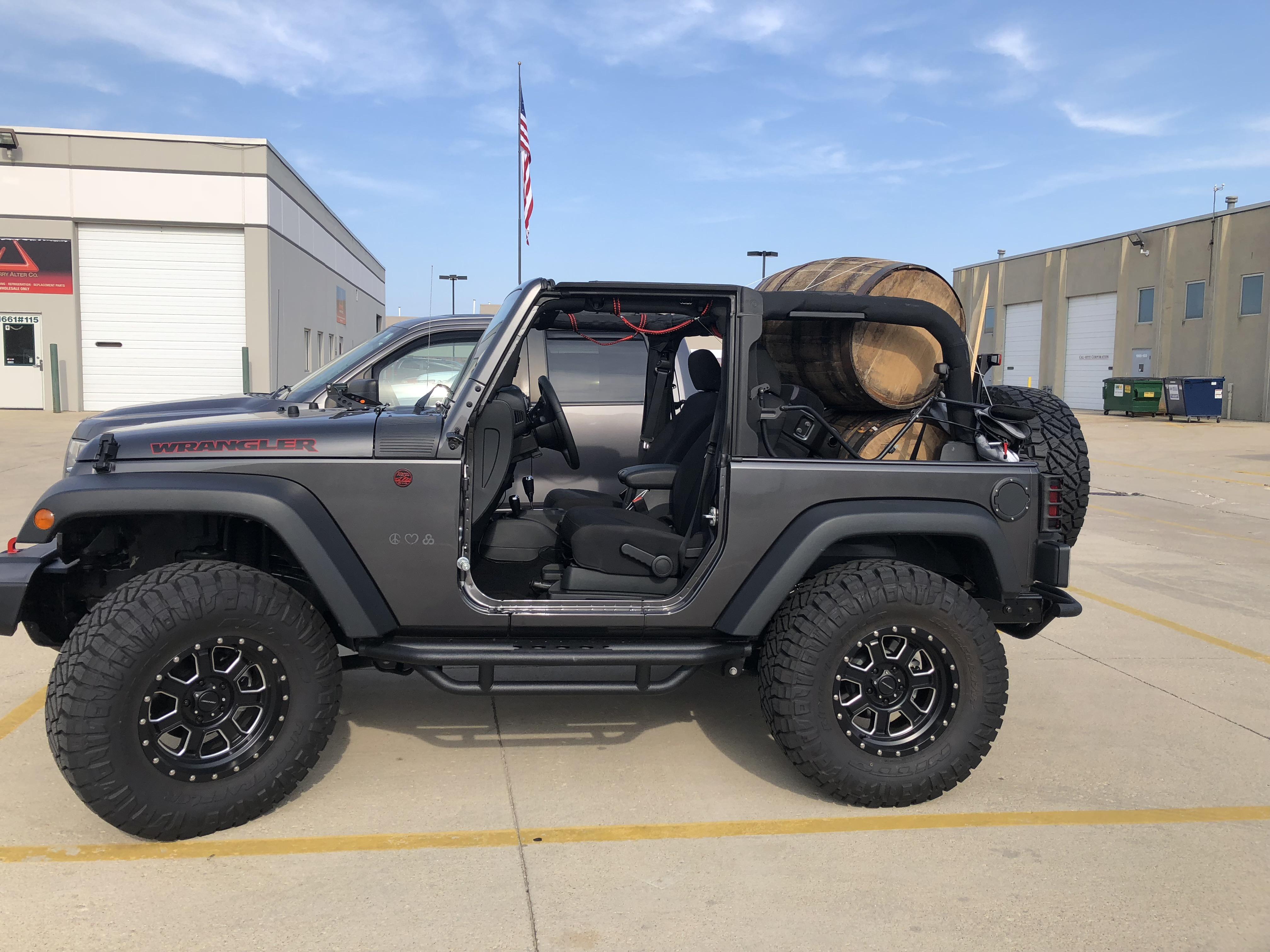 Hauling whiskey barrels r/Jeep
