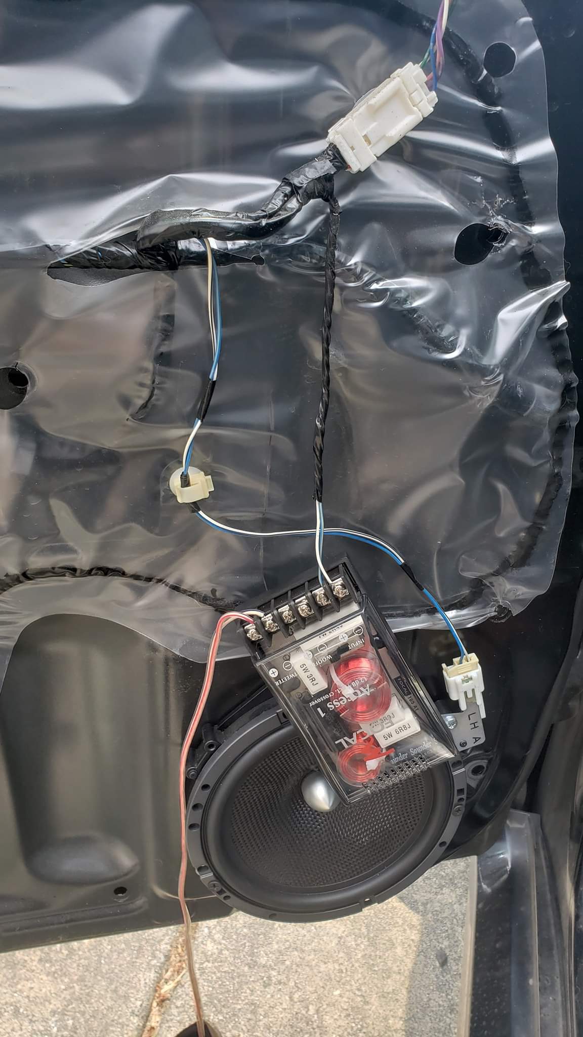 Just rolled out of the car audio shop. They "installed" the components