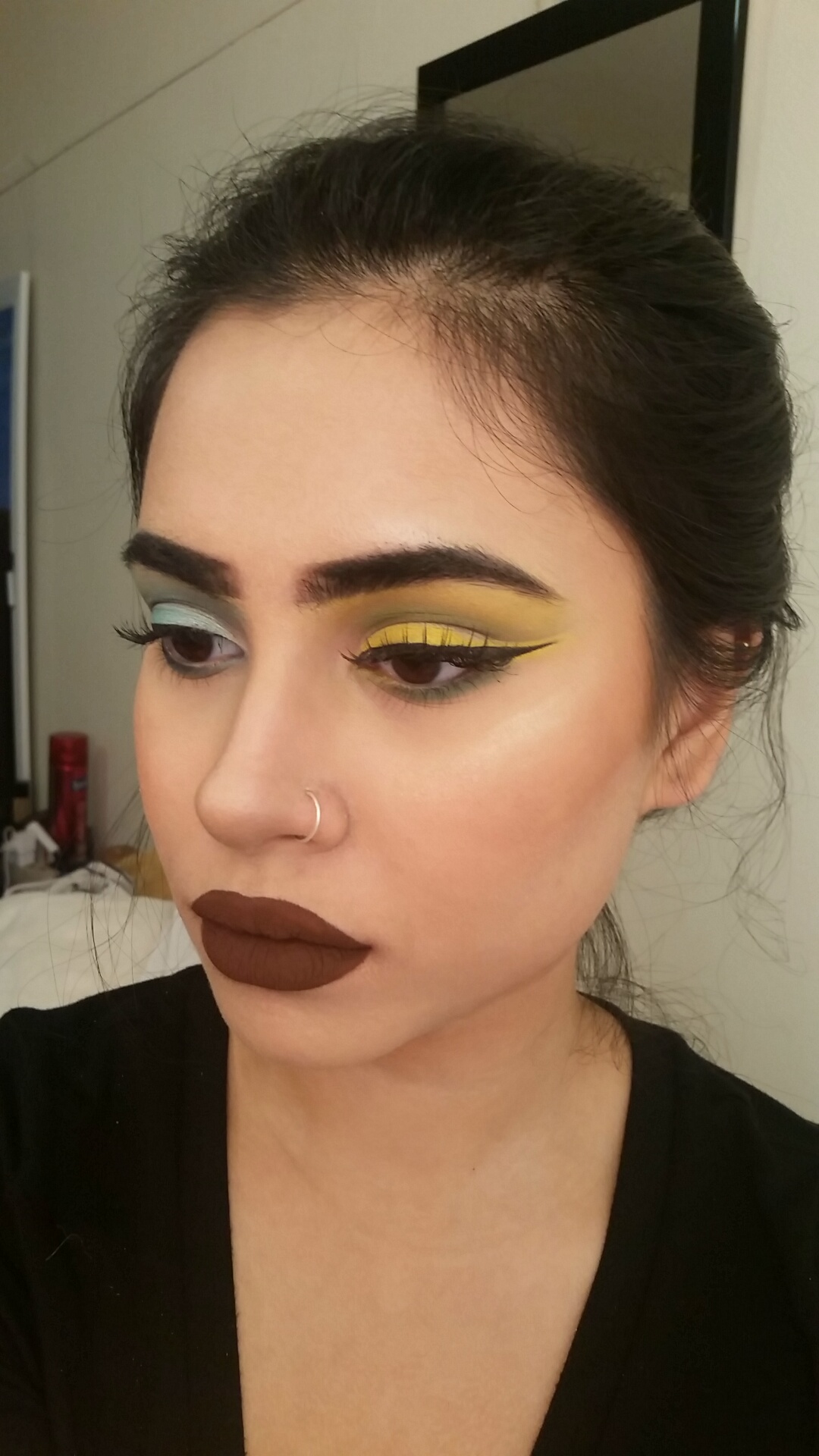 tried a cut crease outside my comfort zone! r/MakeupAddiction
