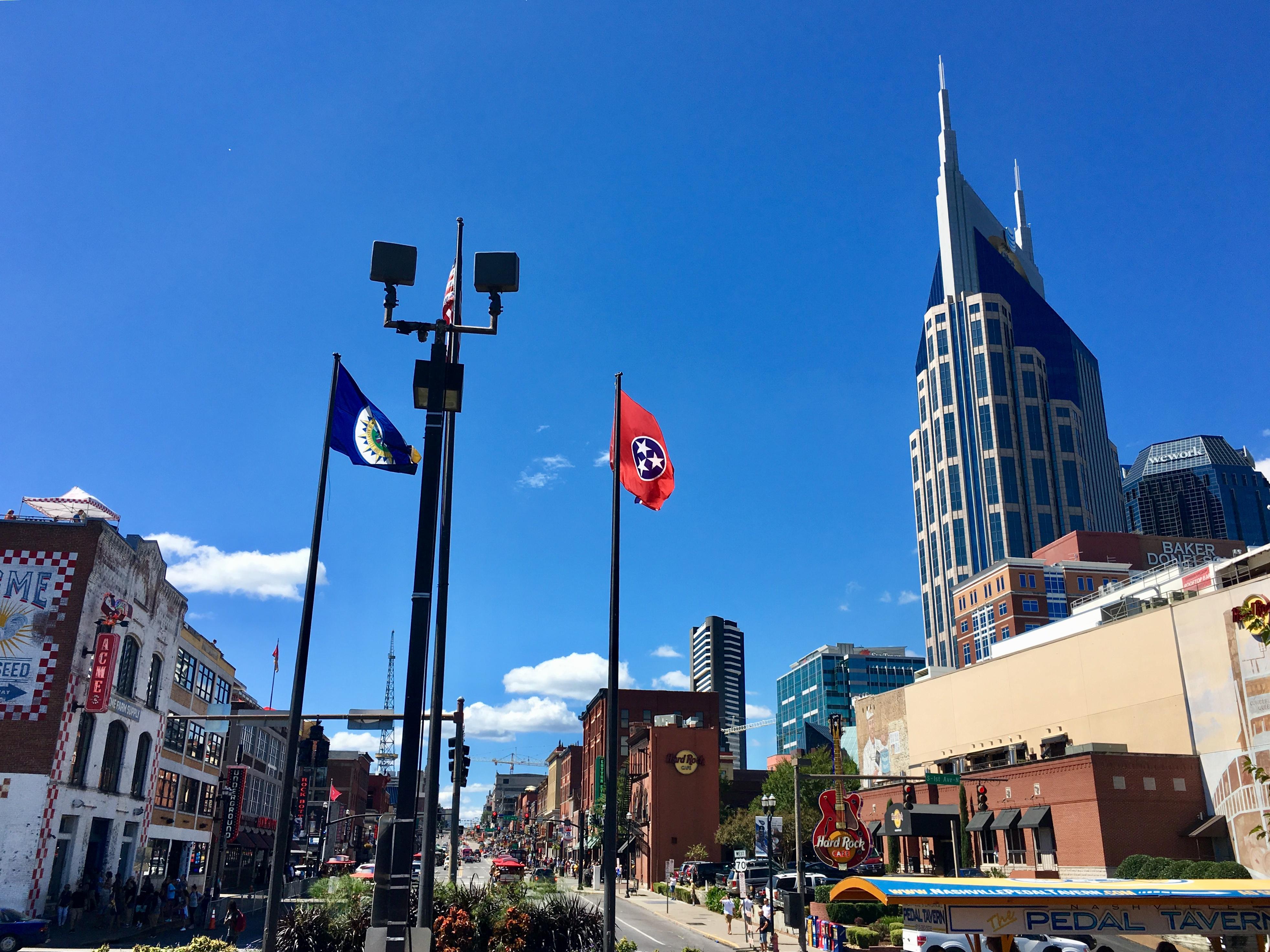 TriStar on Broadway in Nashville. [OC] r/Tennessee