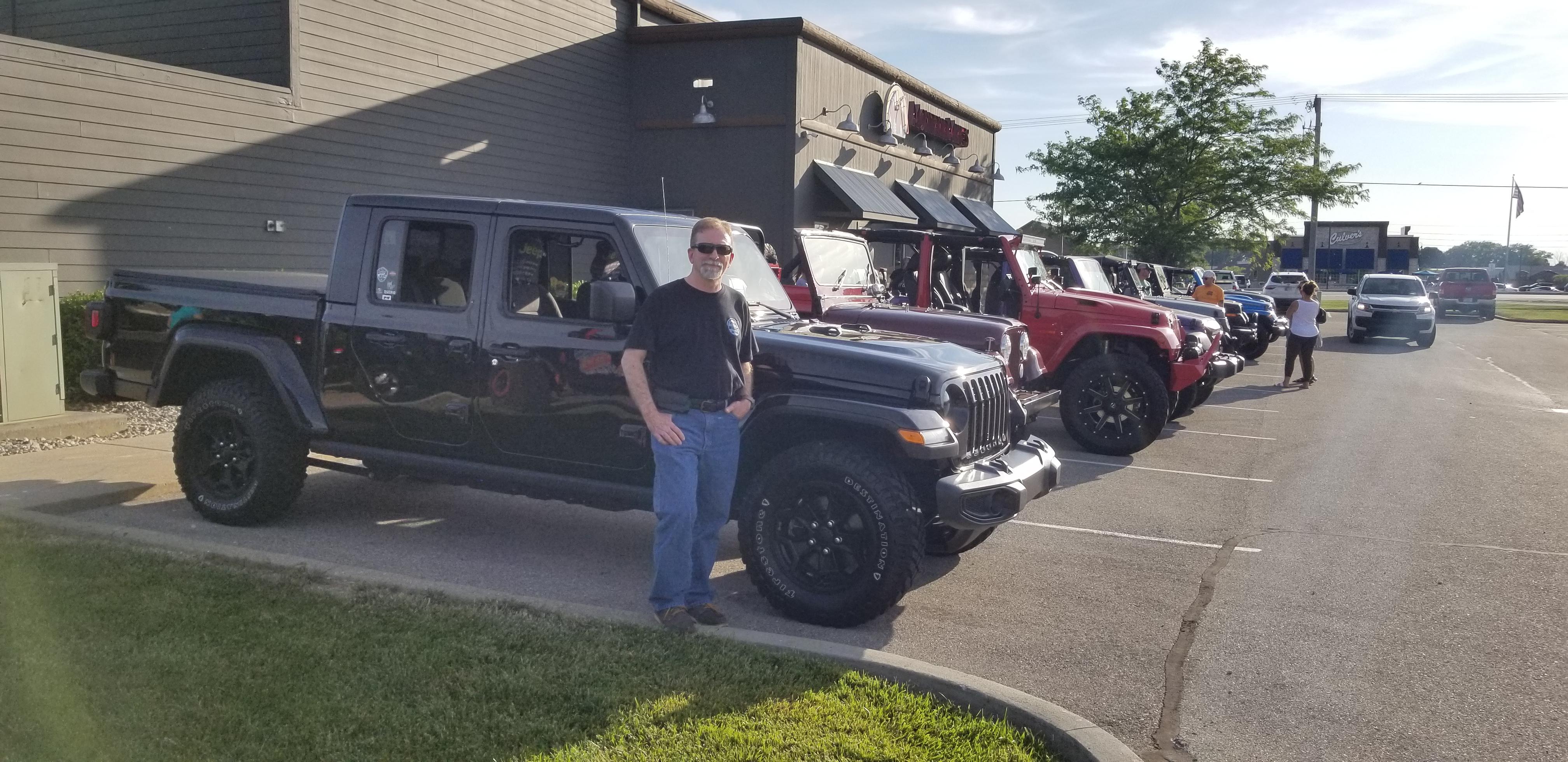 Jeep cruise in, Greenfield, IN r/JeepGladiator