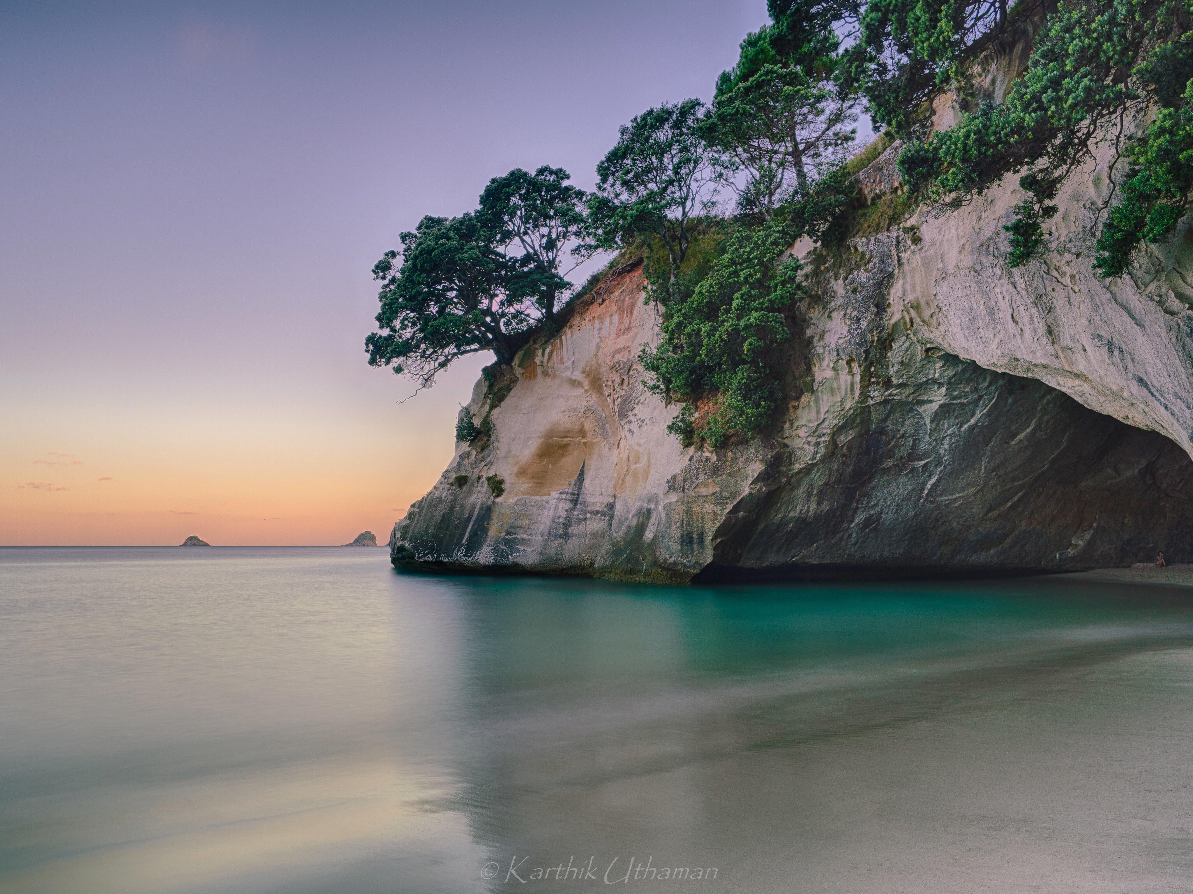 Hello from the other side Cathedral Cove, New Zealand [OC] [4096 x