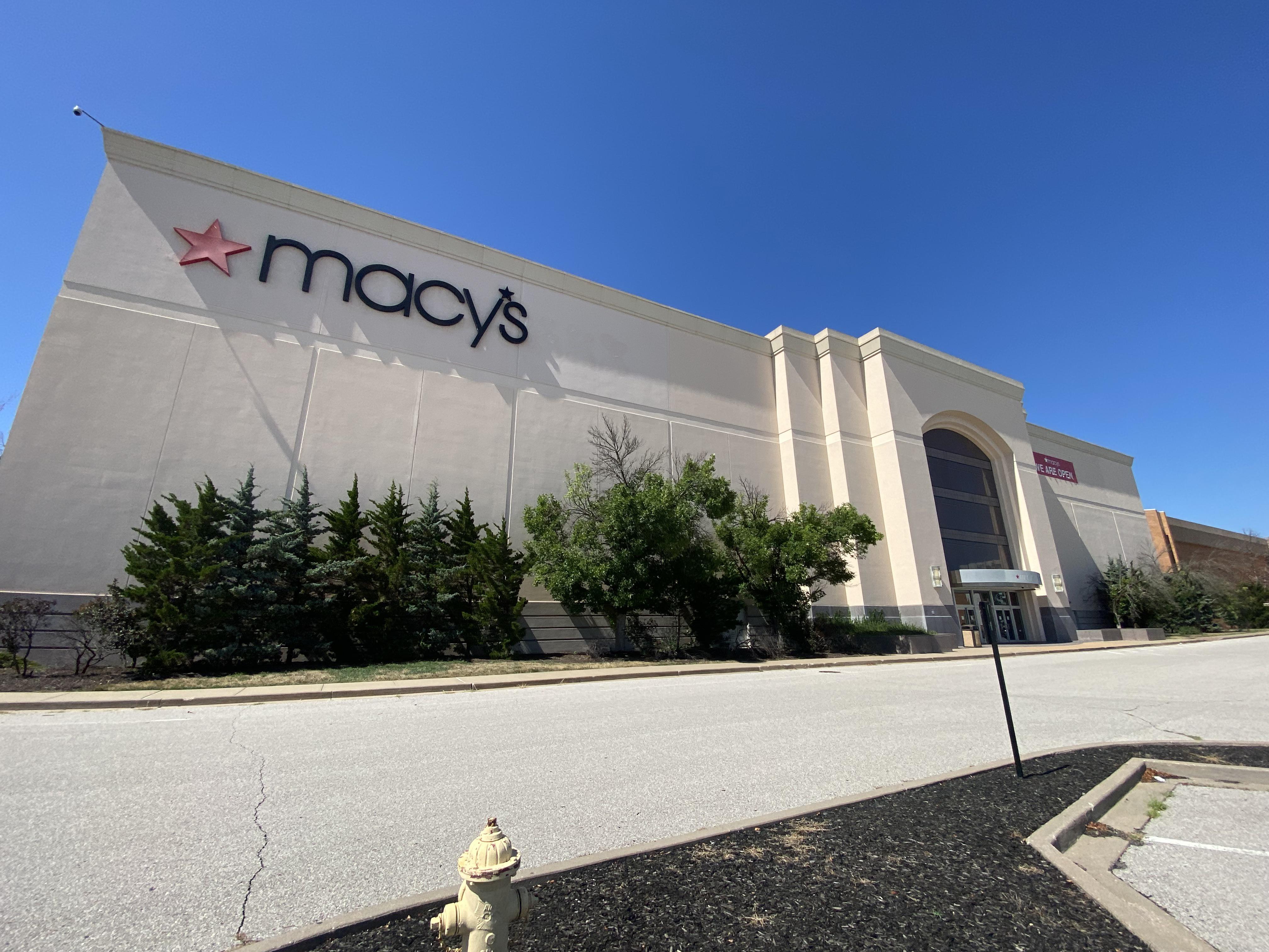 RIP Macy’s at Chesterfield Mall (St. Louis) deadmalls