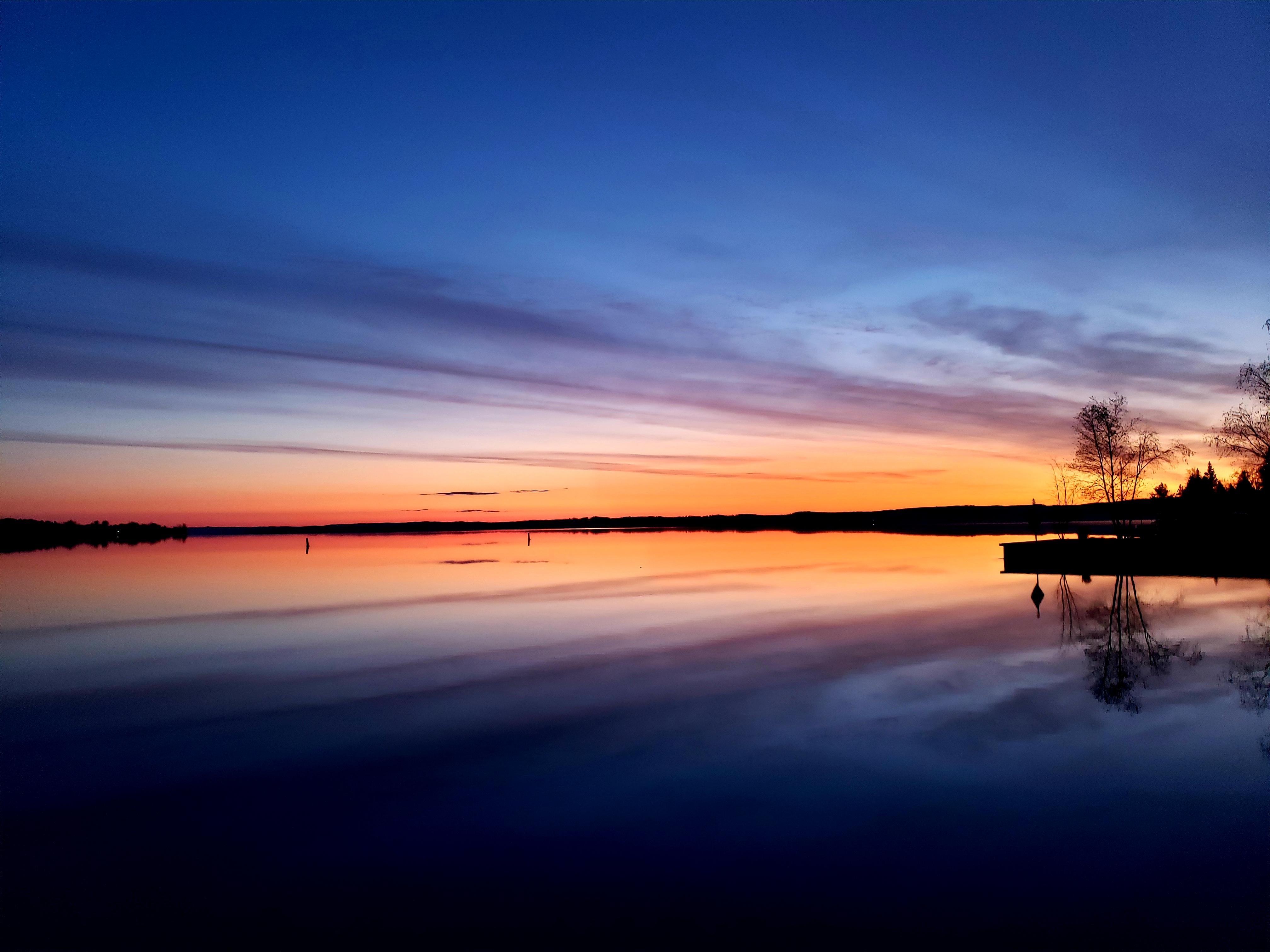 Sunrise at Torch Lake, Antrim County Michigan r/Michigan