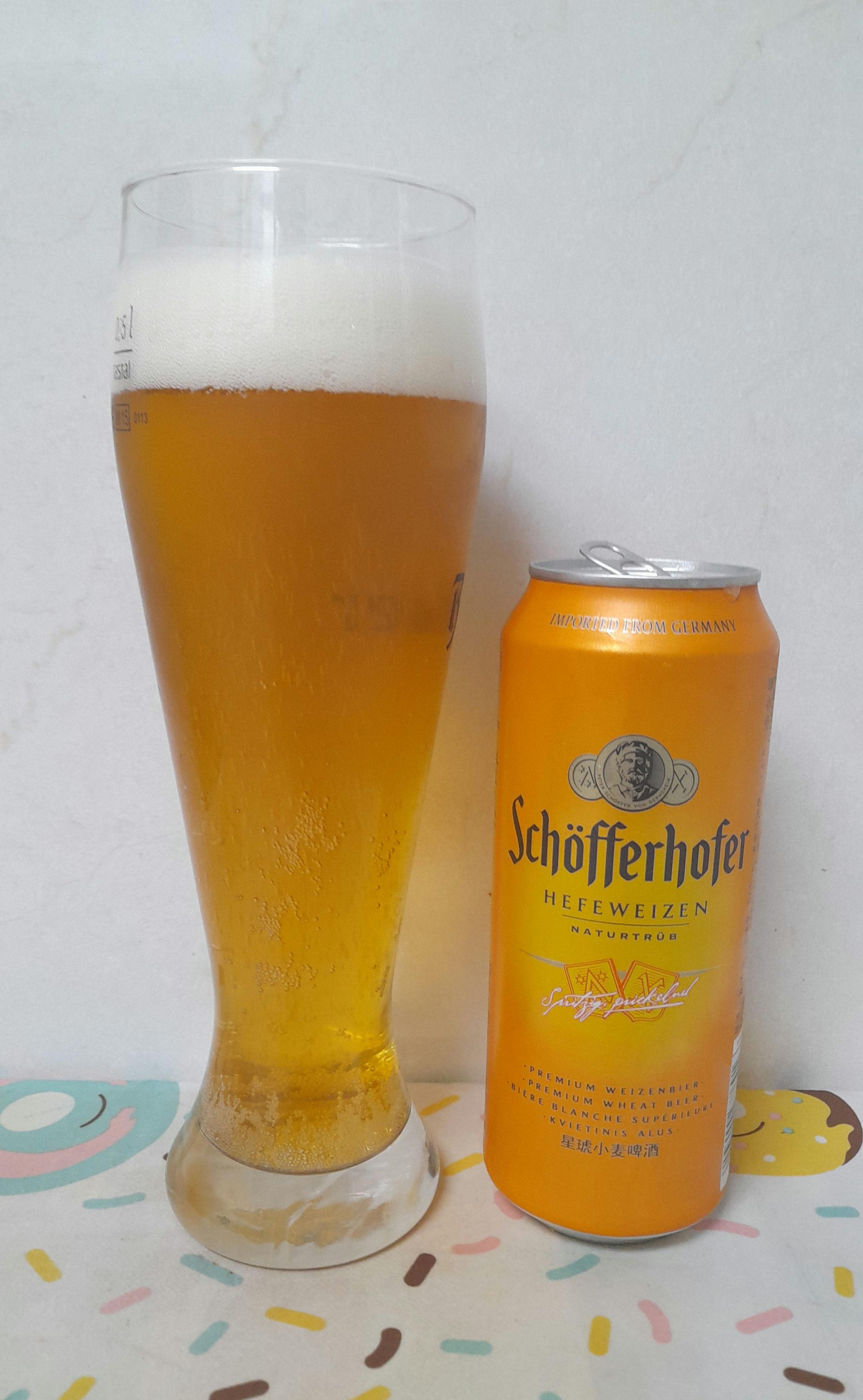 Schöfferhofer Weizen. Radeberger Gruppe. Wheat Beer Hefeweizen. 5