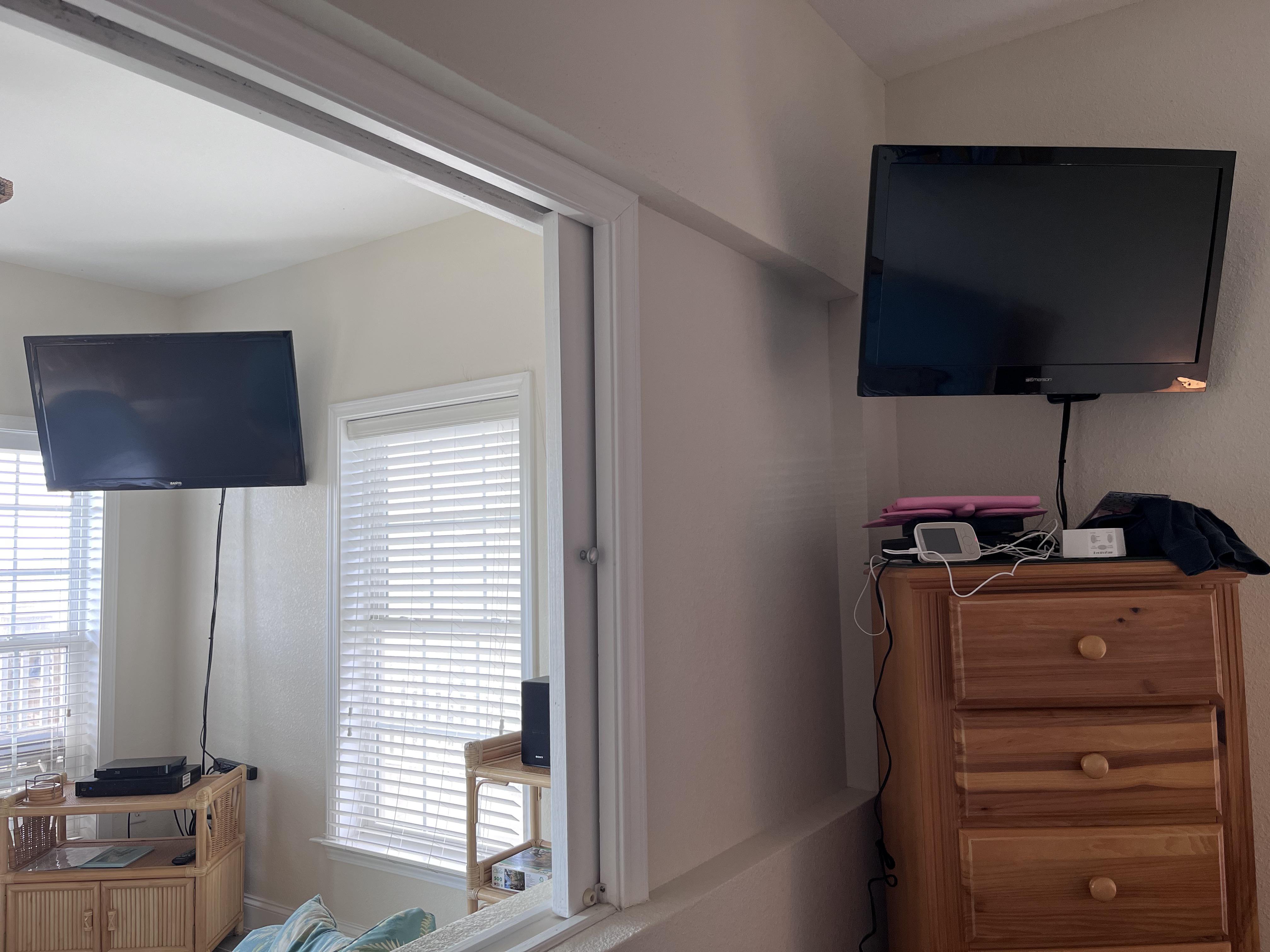 Condo rental TV Too High (x2) r/TVTooHigh