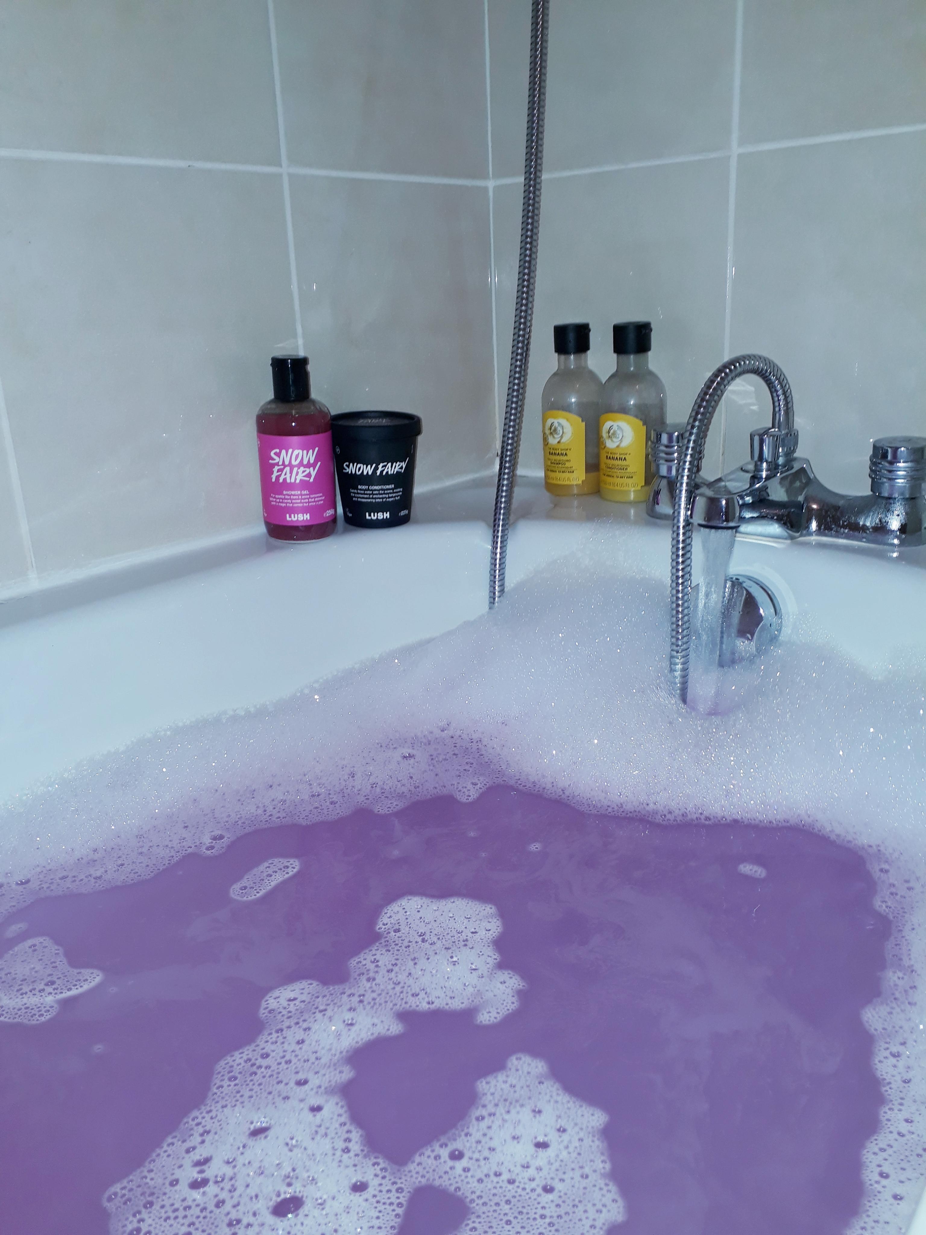 In the Mood for a Pink Bath Tonight Comforter Bubble Bar and Snow