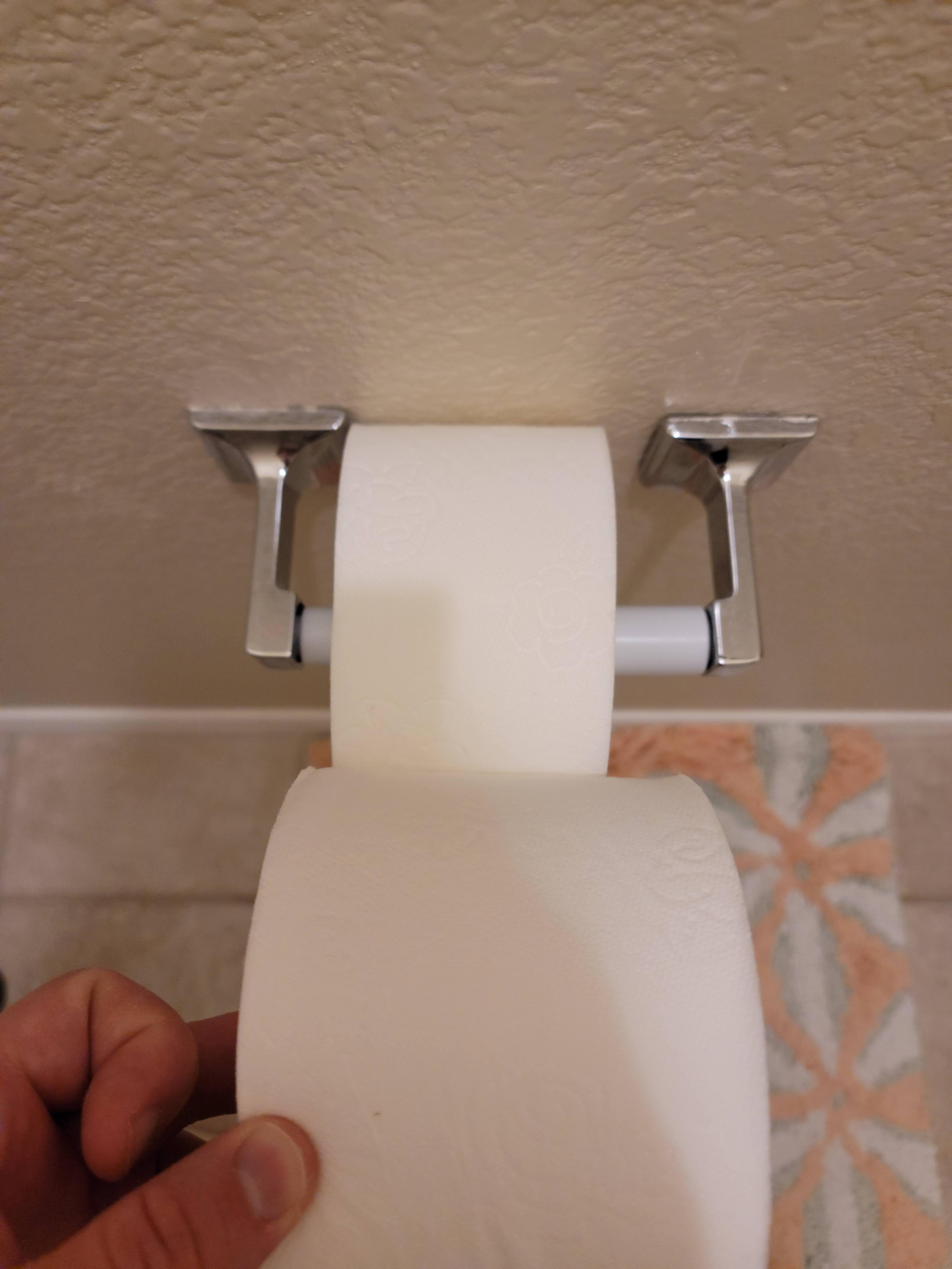 This toilet paper roll that's narrower than usual r/mildlyinteresting