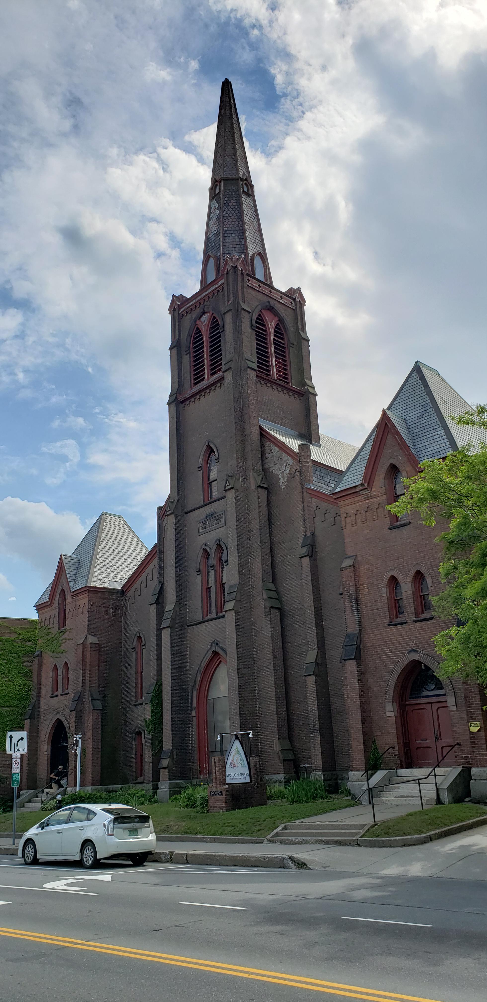 Centre Congregational Church in Brattleboro, Vermont [1960×4032] [oc