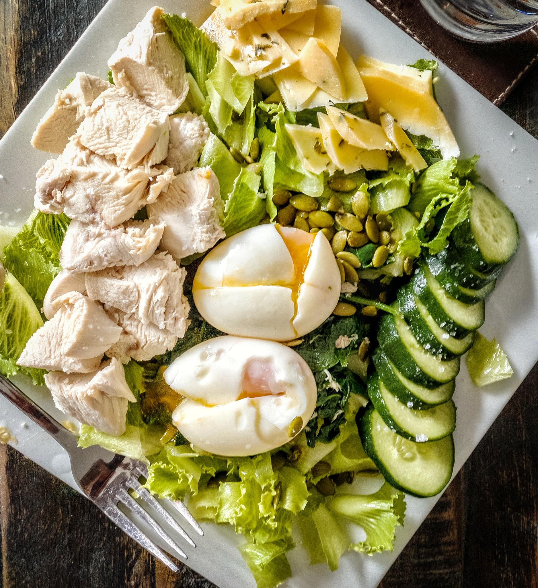 Delicious fresh lunch with lettuce, chiken, eggs and cheese r/ketorecipes