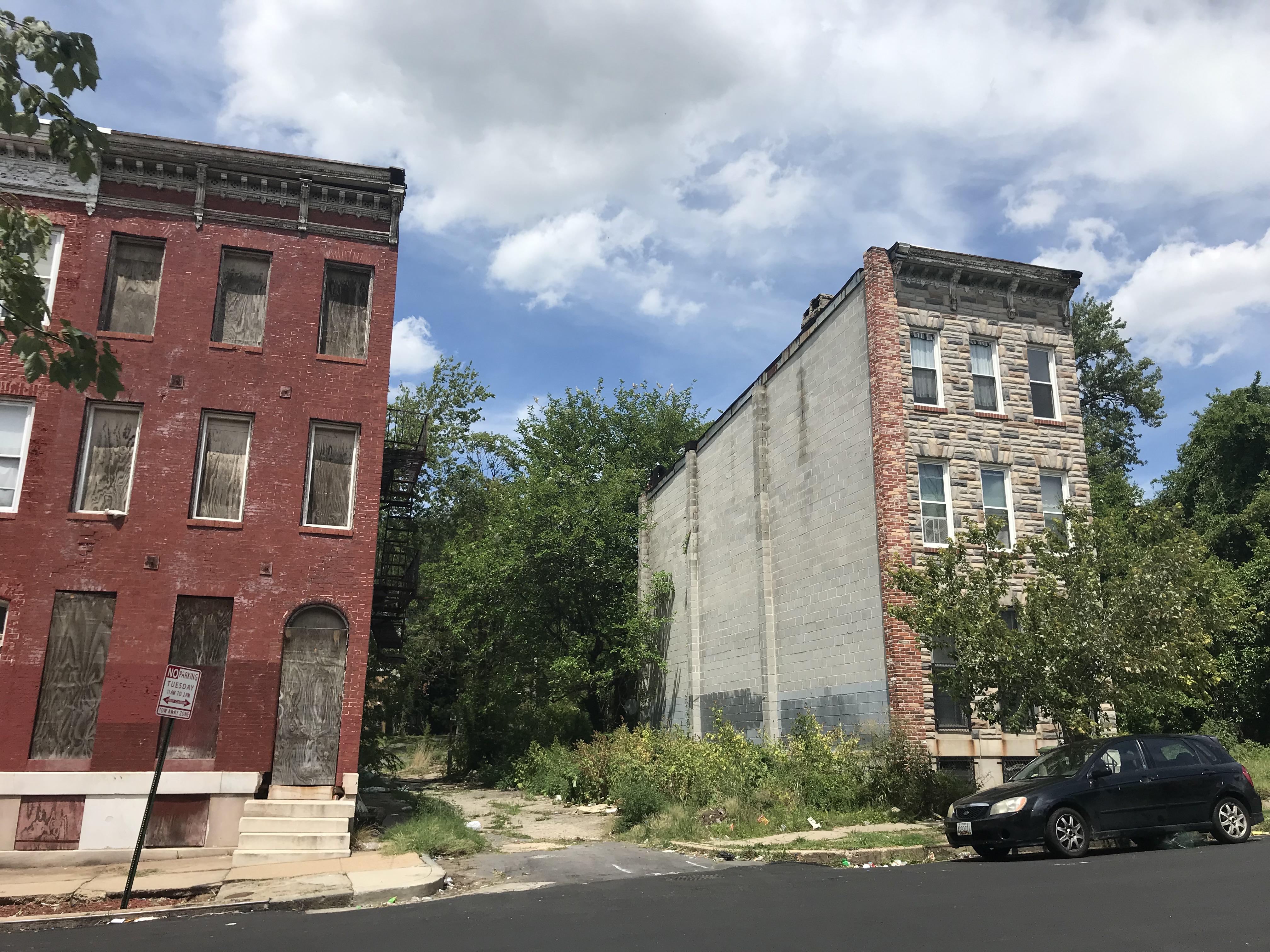 Abandoned rowhouses in Baltimore, Maryland r/AbandonedPorn