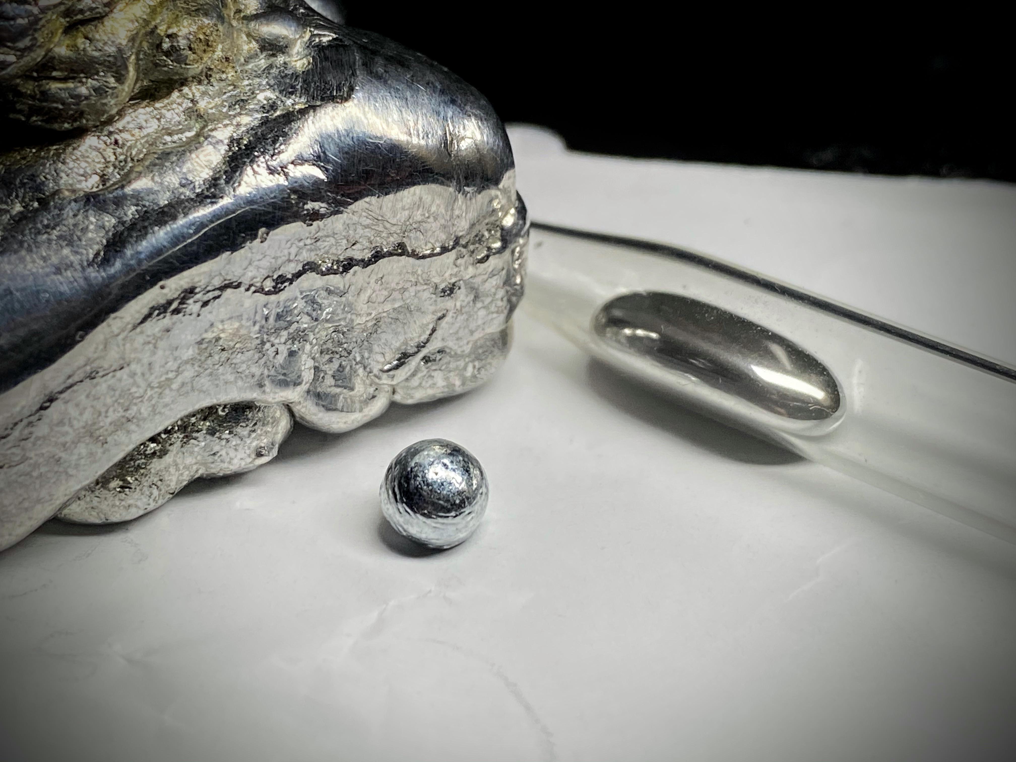 Group 12 metals; Cadmium(left), Zinc(middle), & Mercury(right). r
