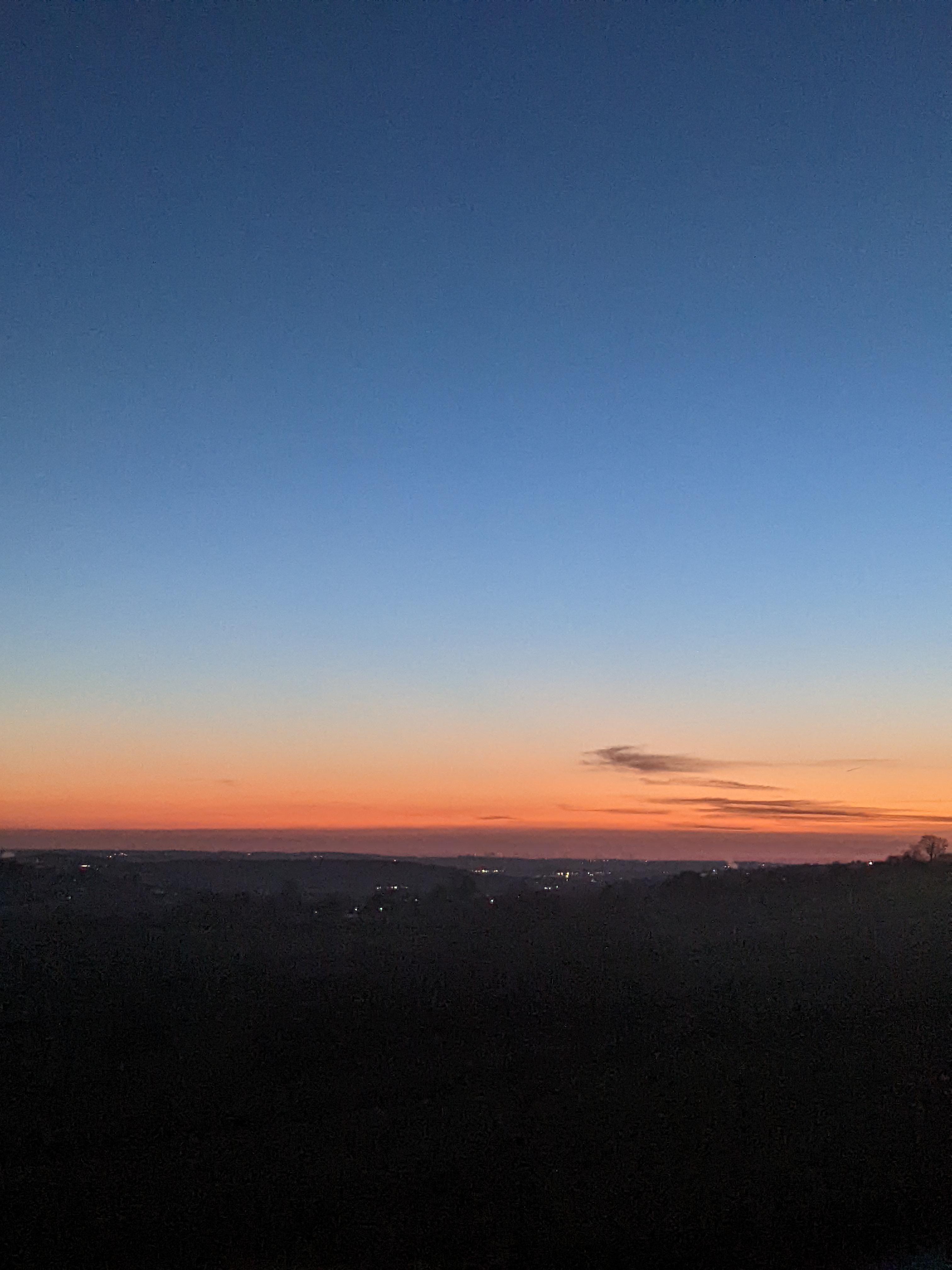 Sunrise over Sheffield from the Loxley valley r/sheffield