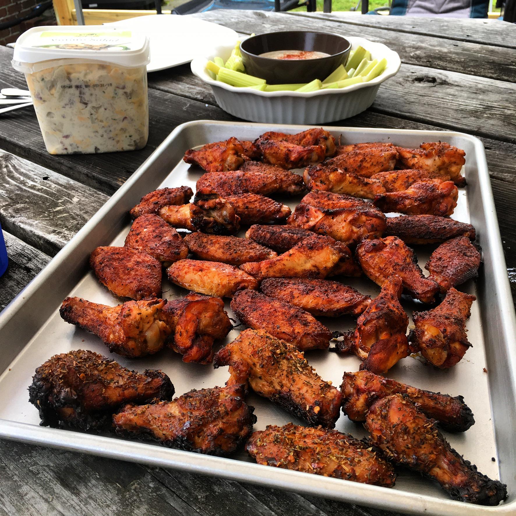 [Homemade]Smoked, dry rubbed, wings. r/food