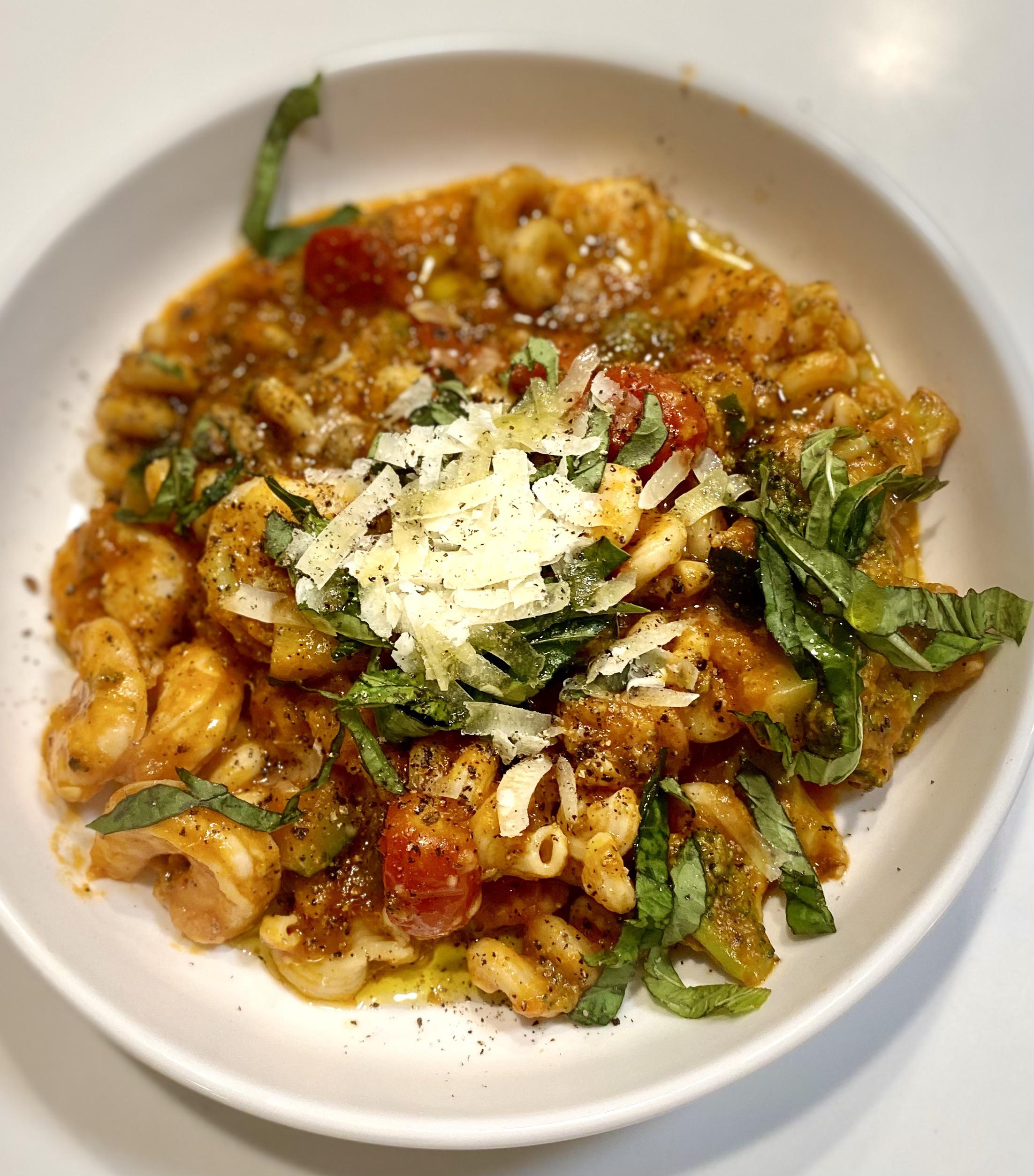 Chickpea pasta, tomato sauce, zucchini, broccoli, shrimp, basil