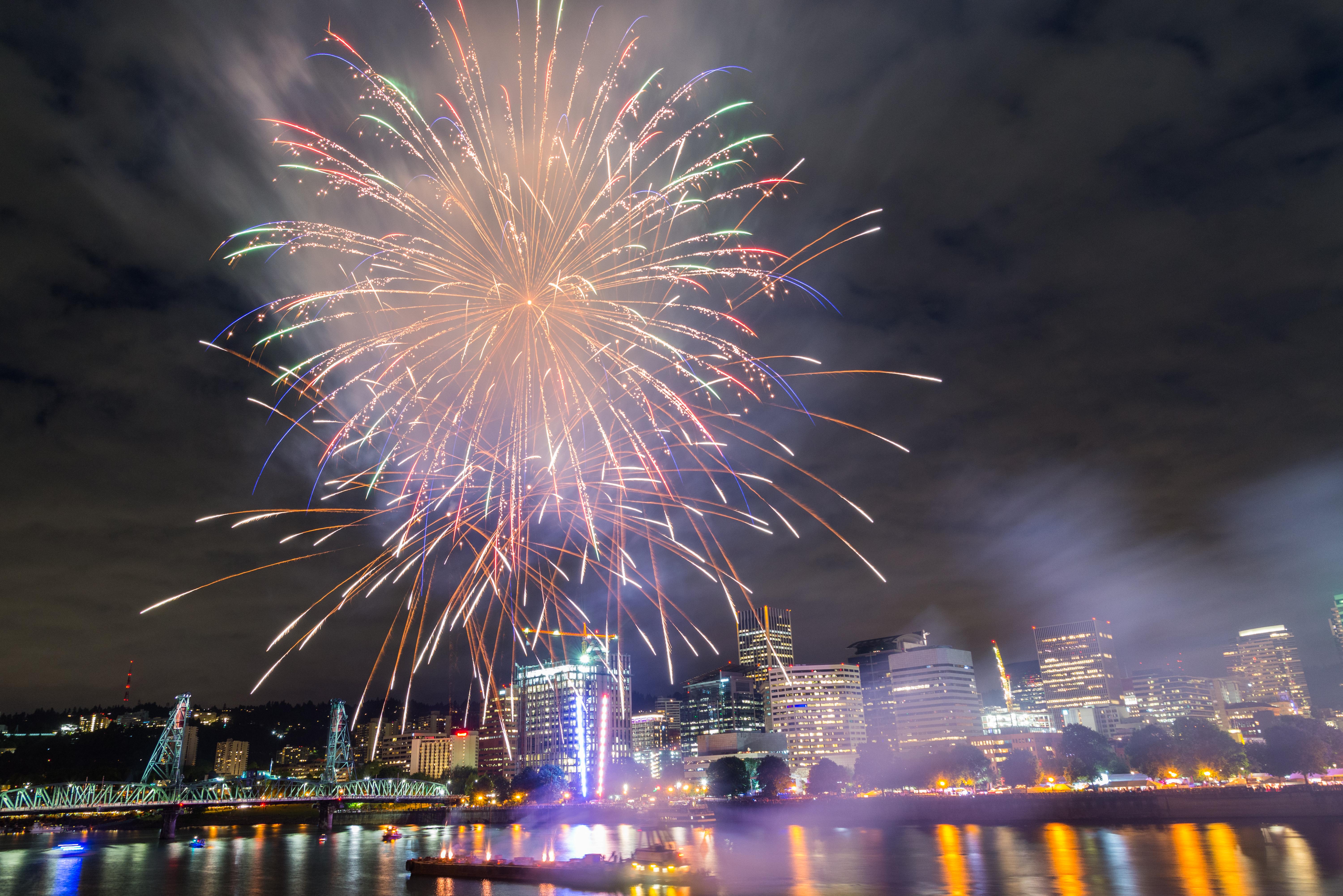 portland rose festival 2023 fireworks 2019 Rose Festival Fireworks Portland