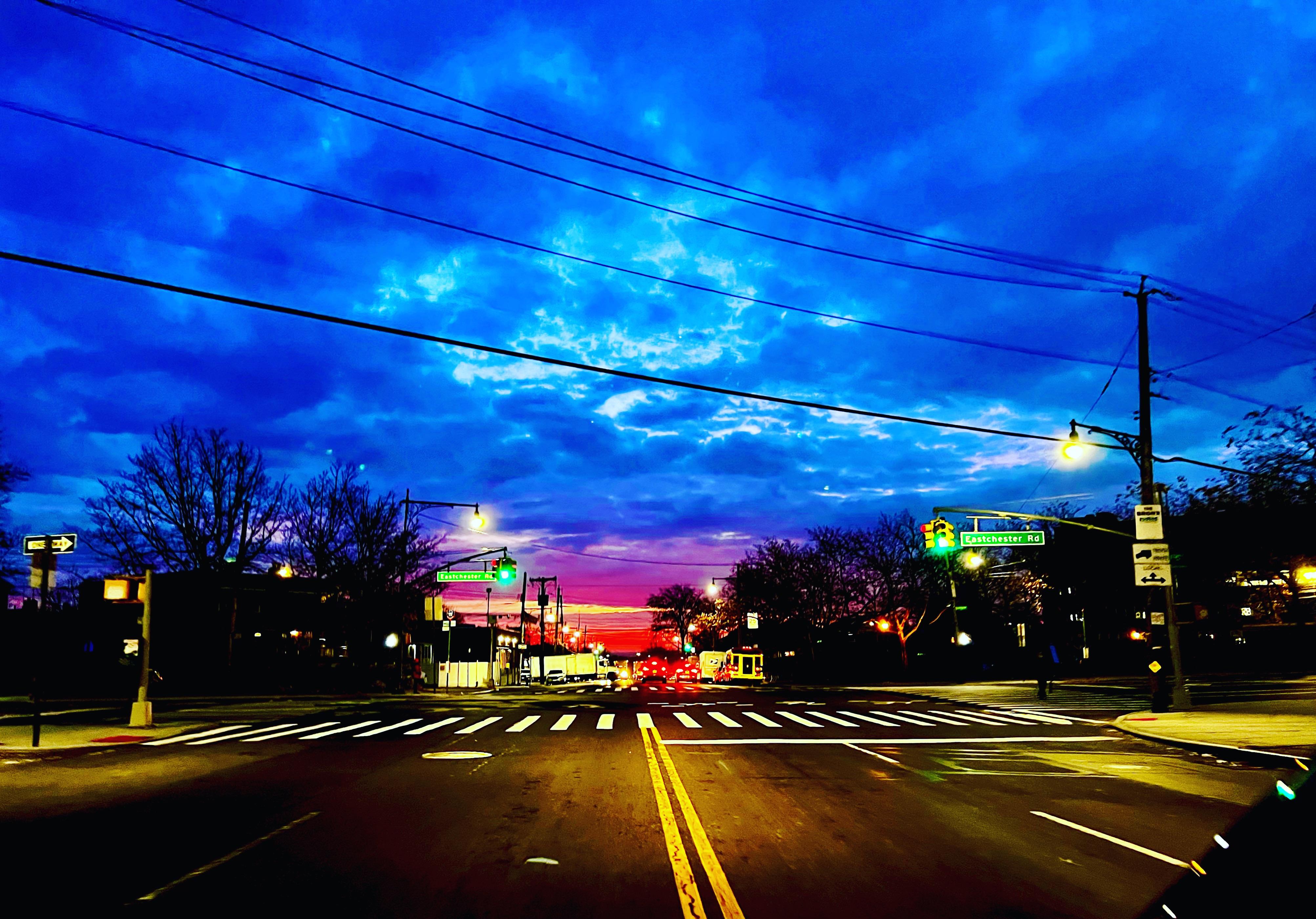 Sunrise over Gunhill Road r/bronx