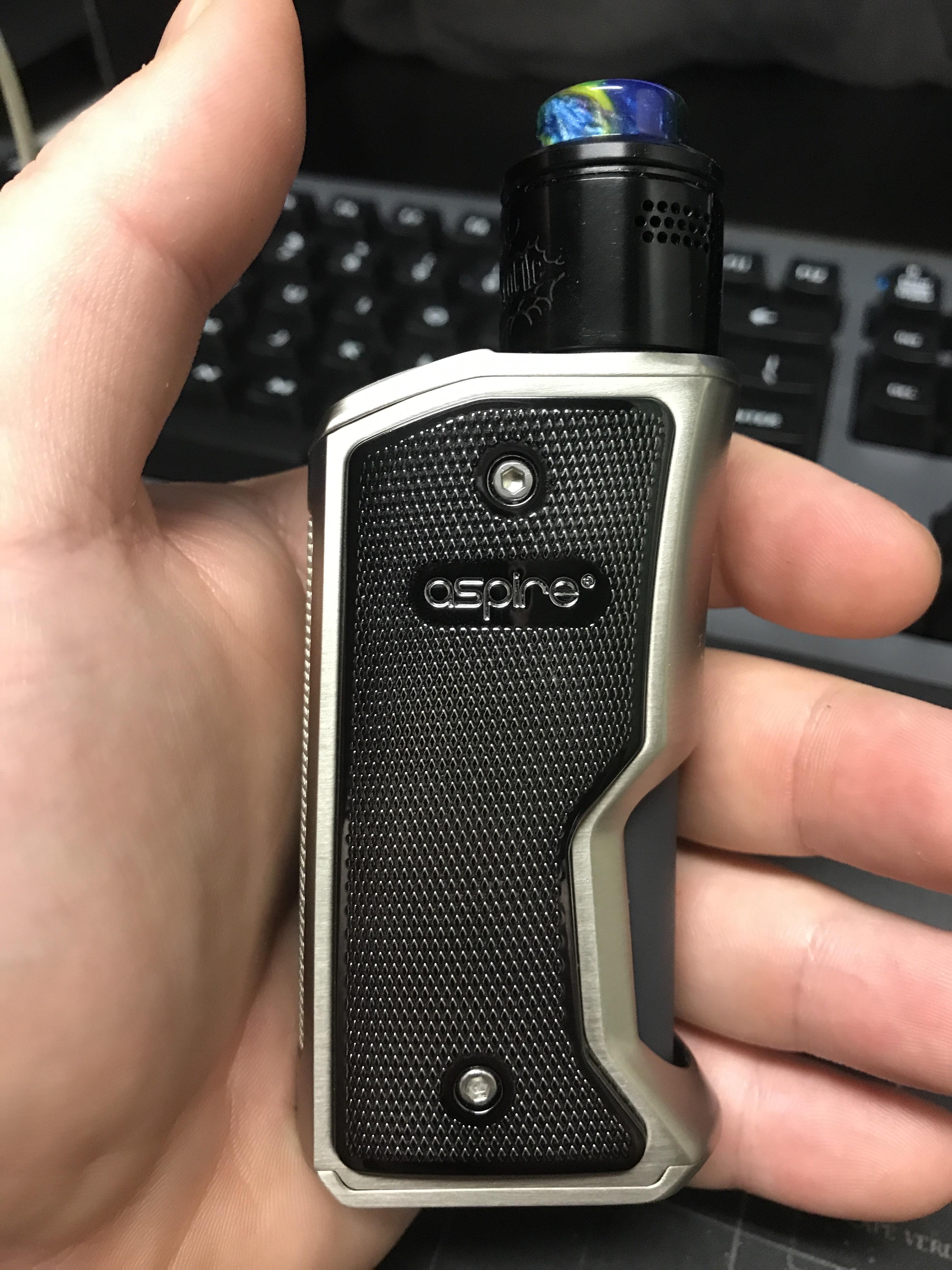 Hand check. Cooler temp vape r/VapePorn