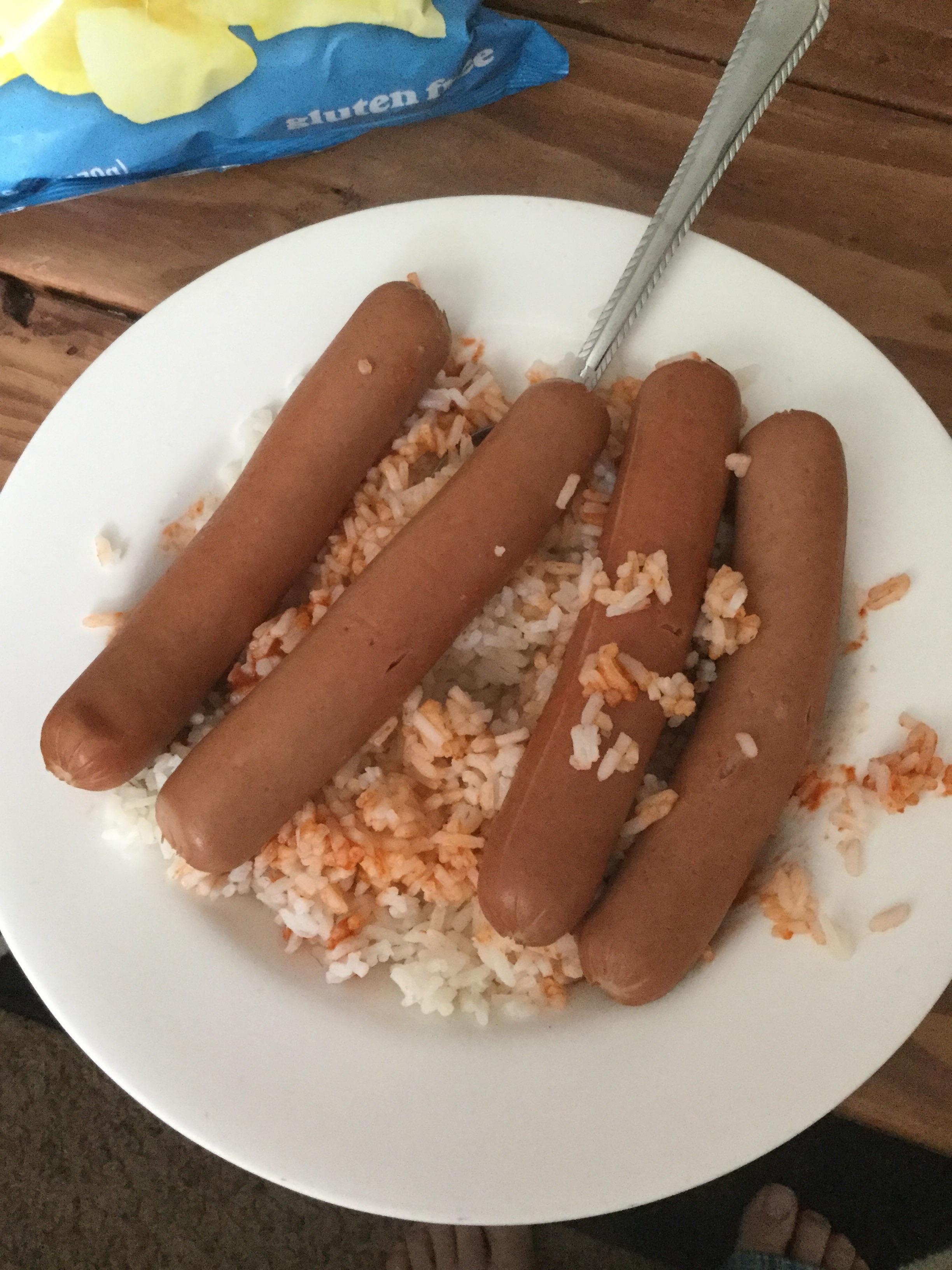 Rice + Sriracha + Hot Dogs shittyfoodporn