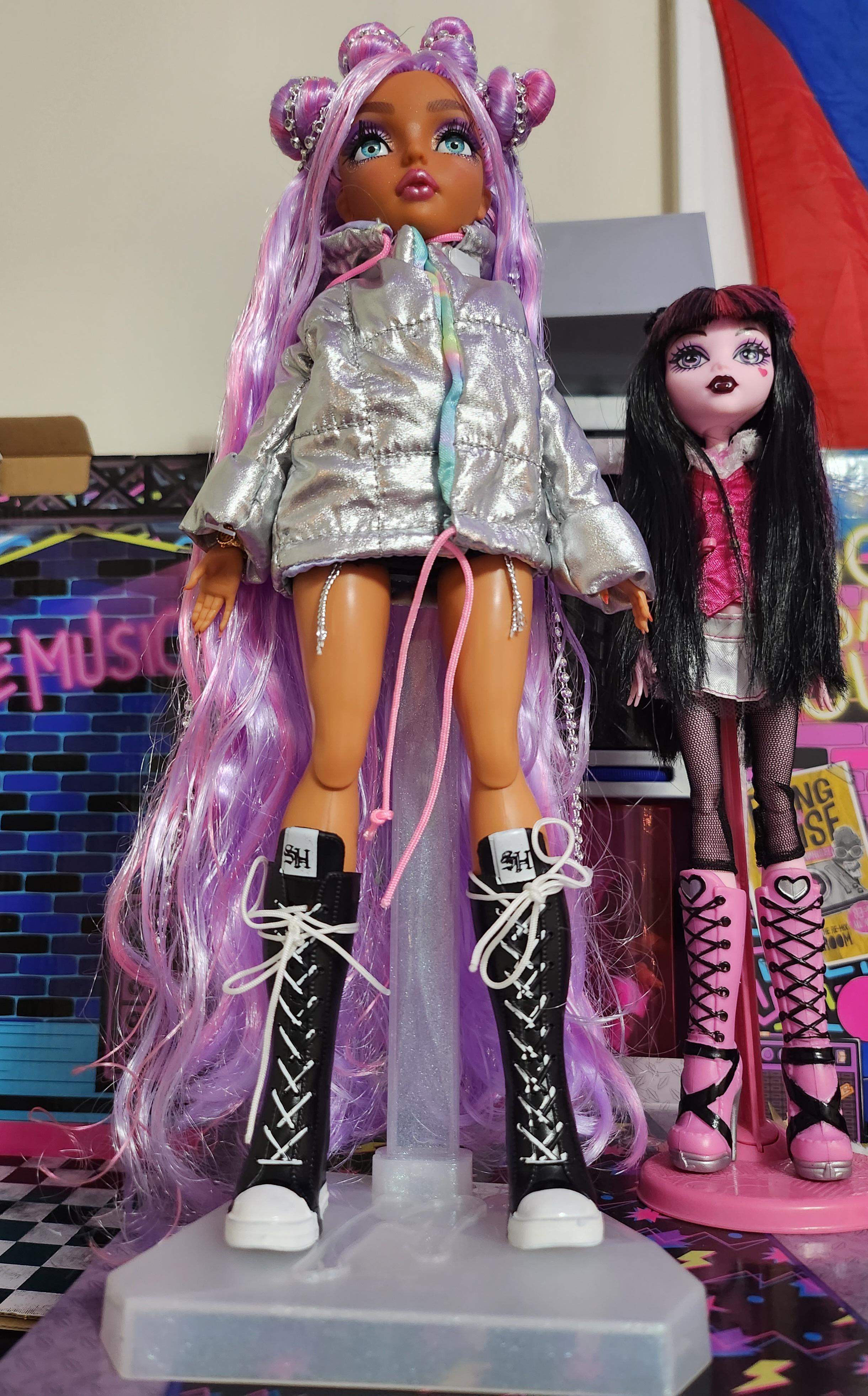 Mermaze Mermaids doll if they had legs r/Dolls