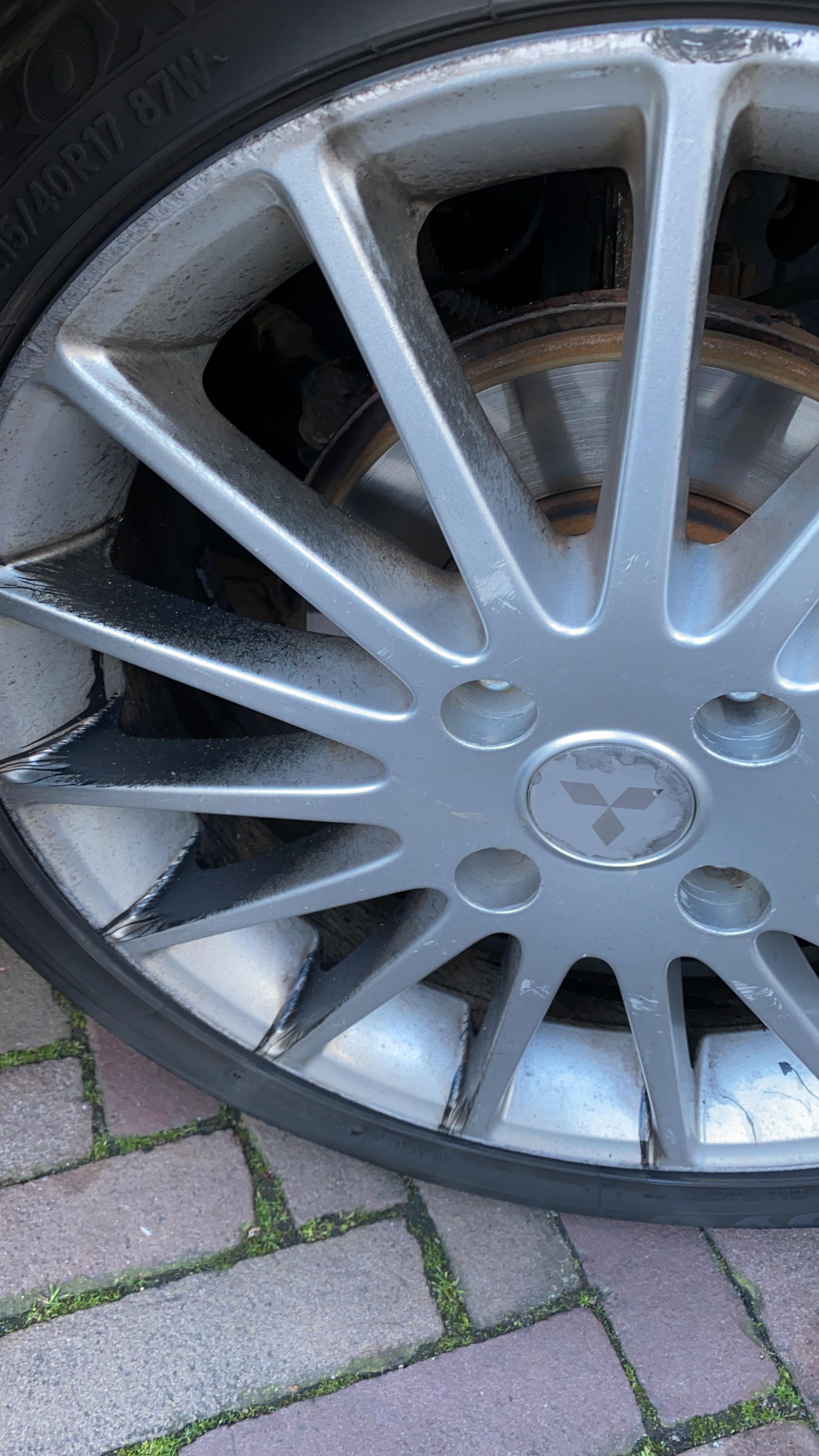 Both my front wheels are covered in this black grease. Hyundai coupe