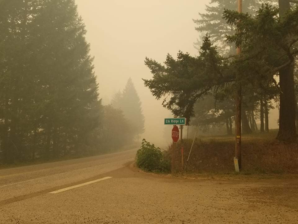 Jack Fire in Douglas County at Umpquas Last Resort, Dry Creek. r/oregon