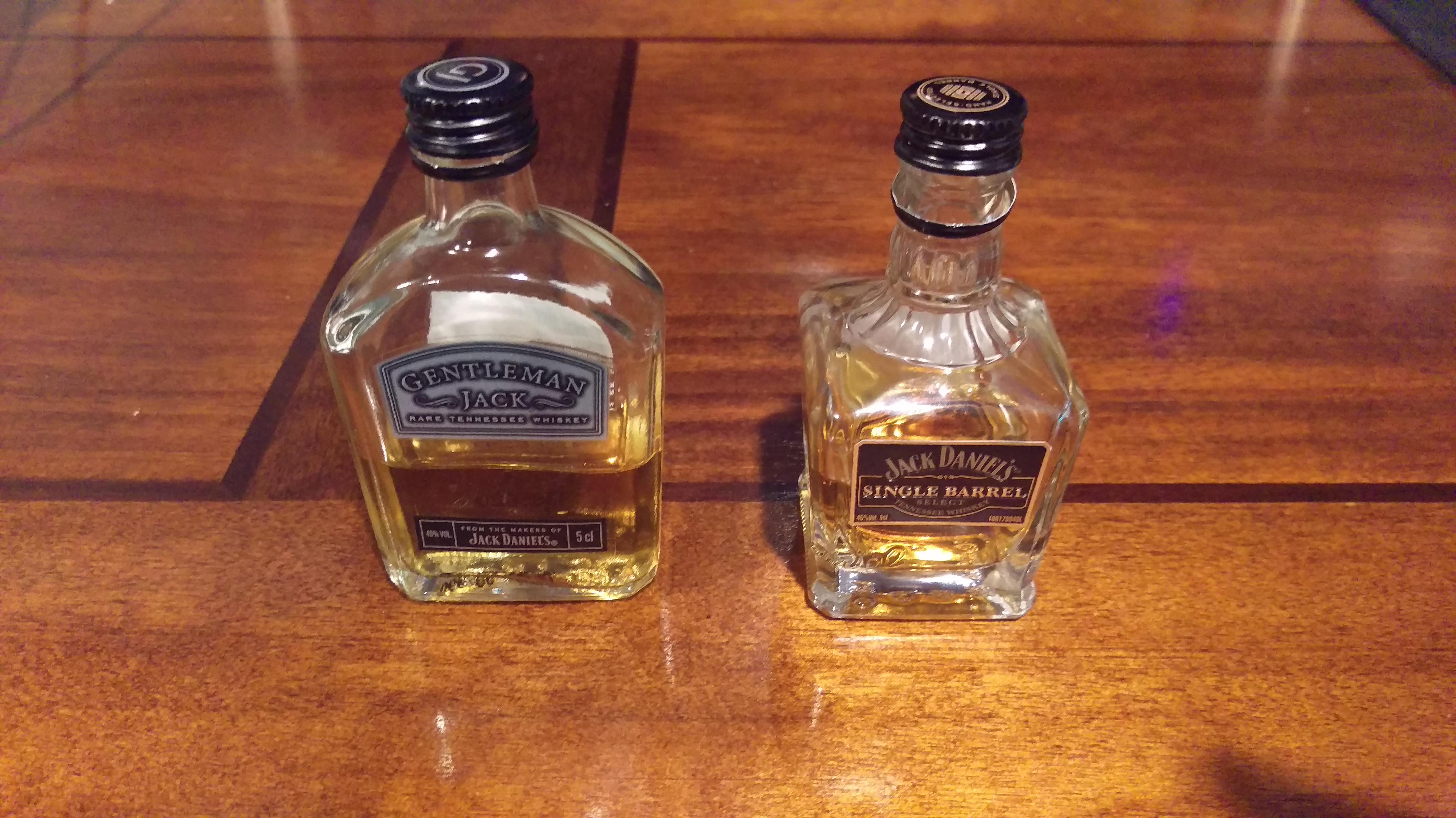 Bourbon Reviews 1 and 2 Jack Daniel's Gentleman Jack and Single