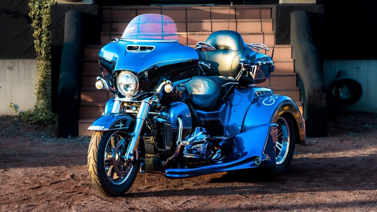 Custom Tri Glide Ultra Style Kit r/Harley