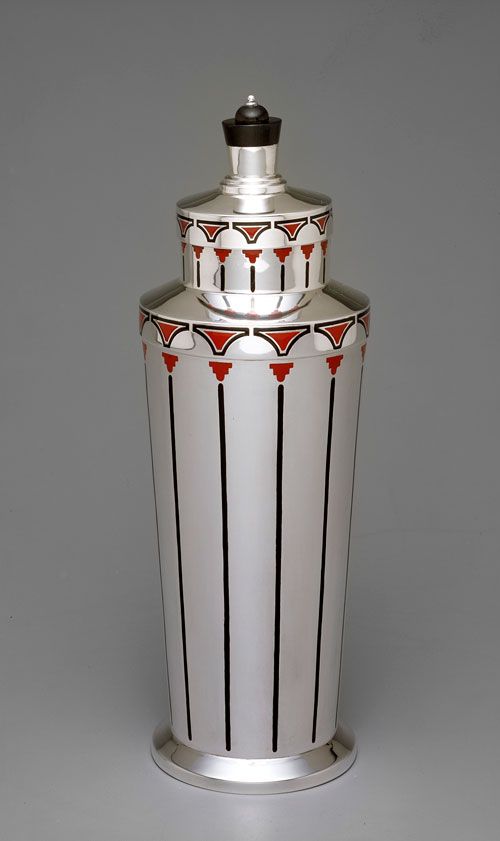 Elegant art deco cocktail shaker r/ArtDeco