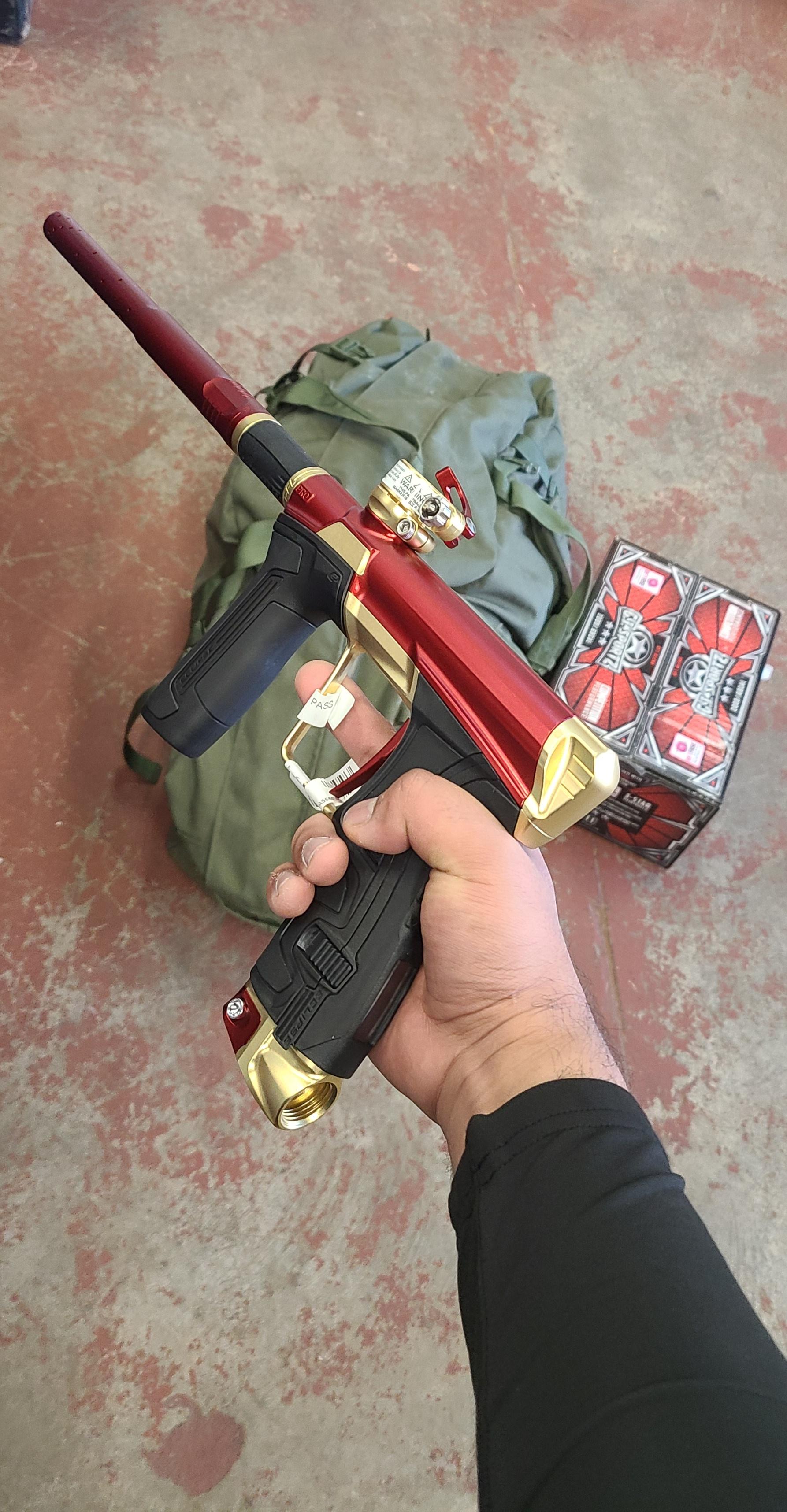 Was thinking of getting a cs2 but the grips are weird. I like dye grips