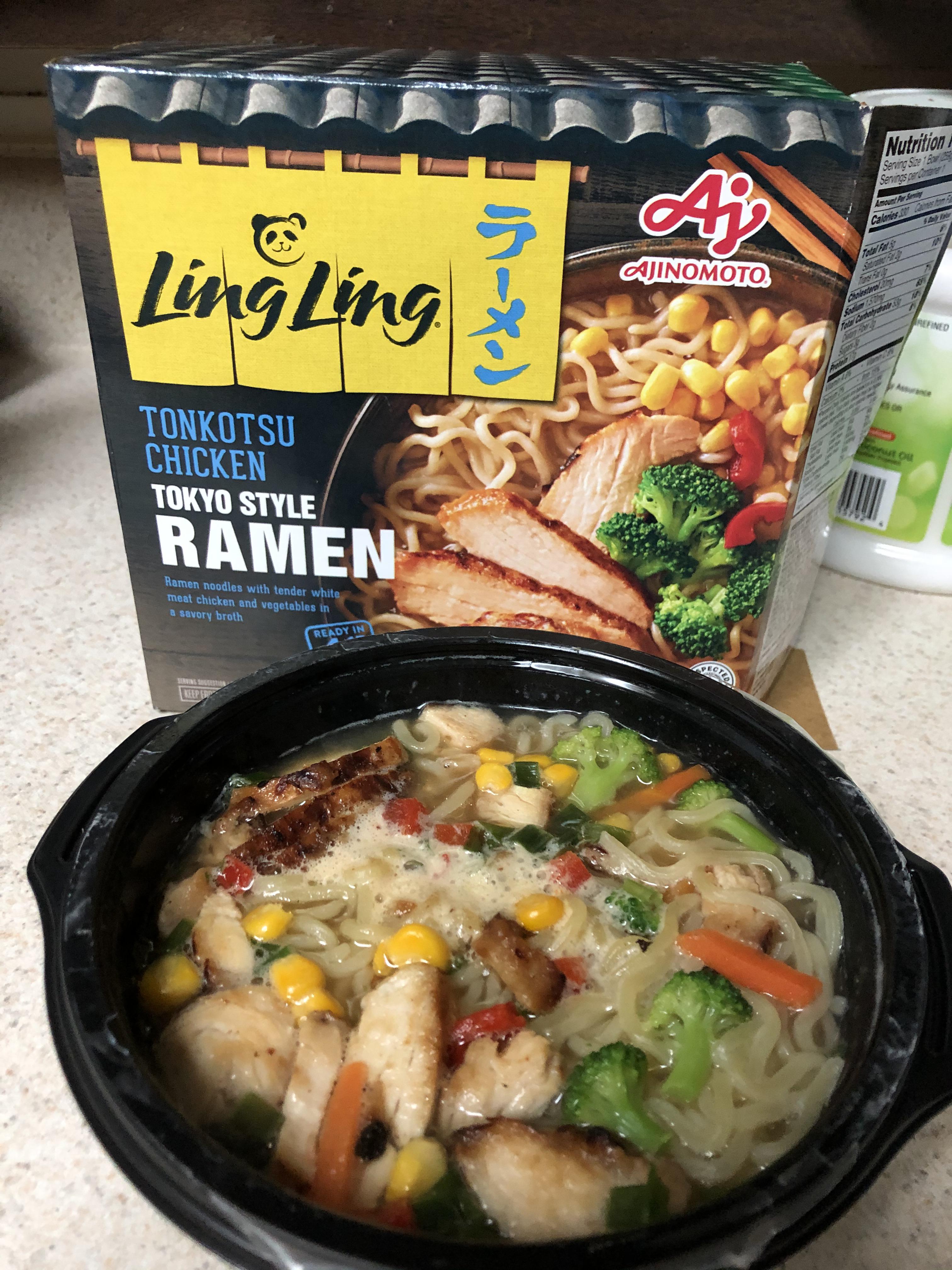 Ling Ling Tonkotsu chicken Tokyo Style Ramen 7/10 Needs a dash of soy