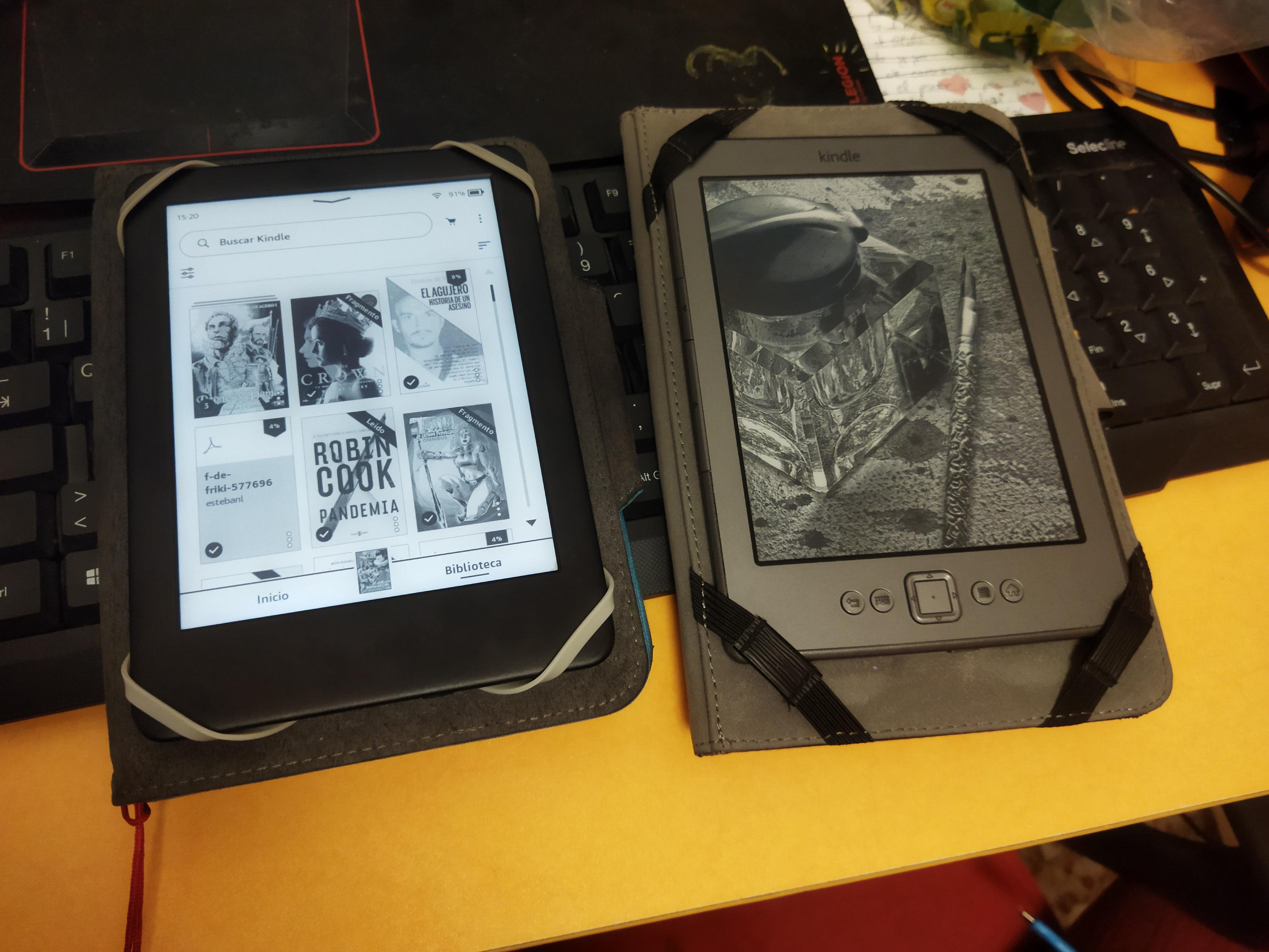 And officially... my mom entered the Kindle club with my old Kindle 4
