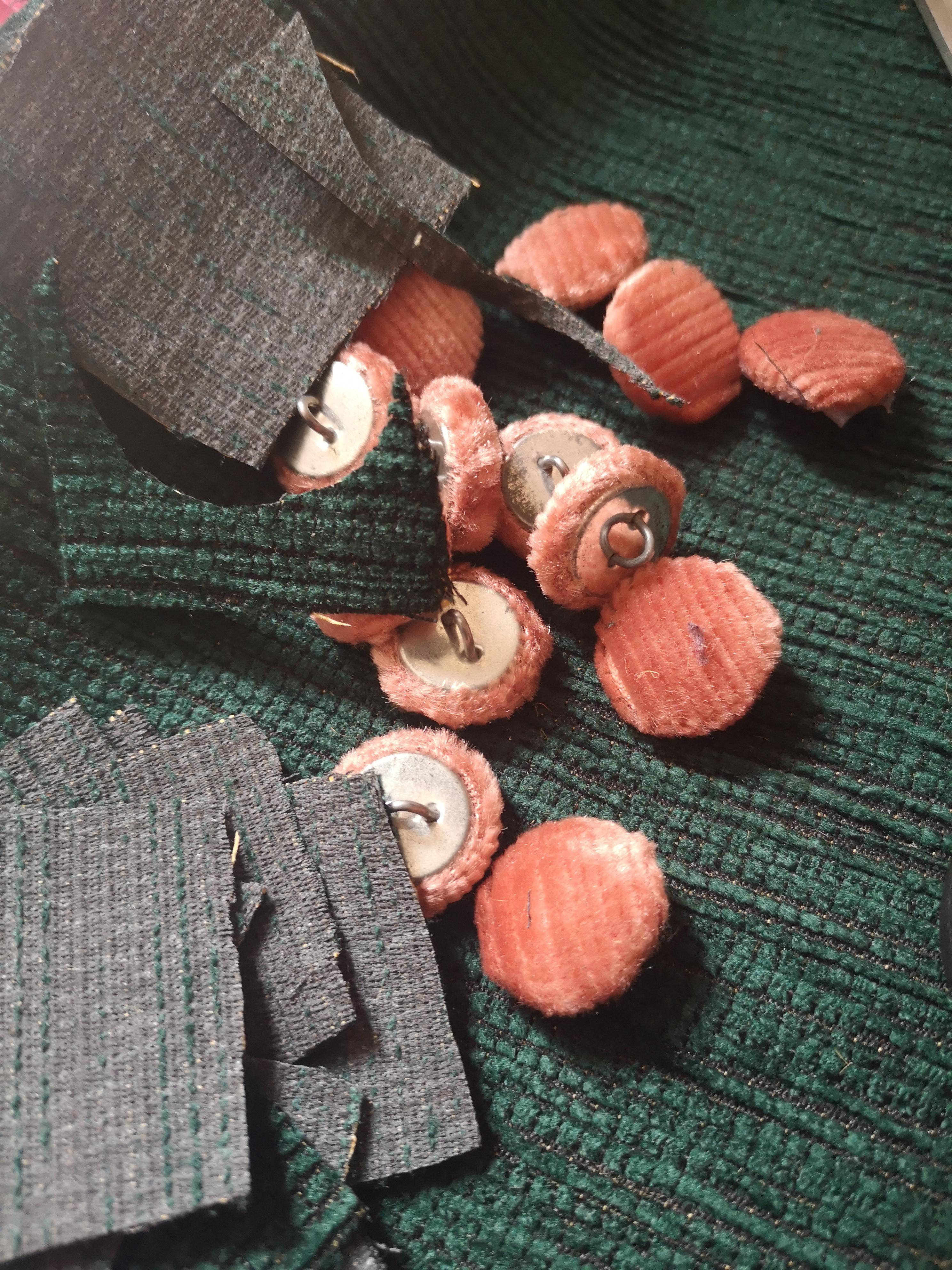 Fabric glue for covering buttons? r/upholstery