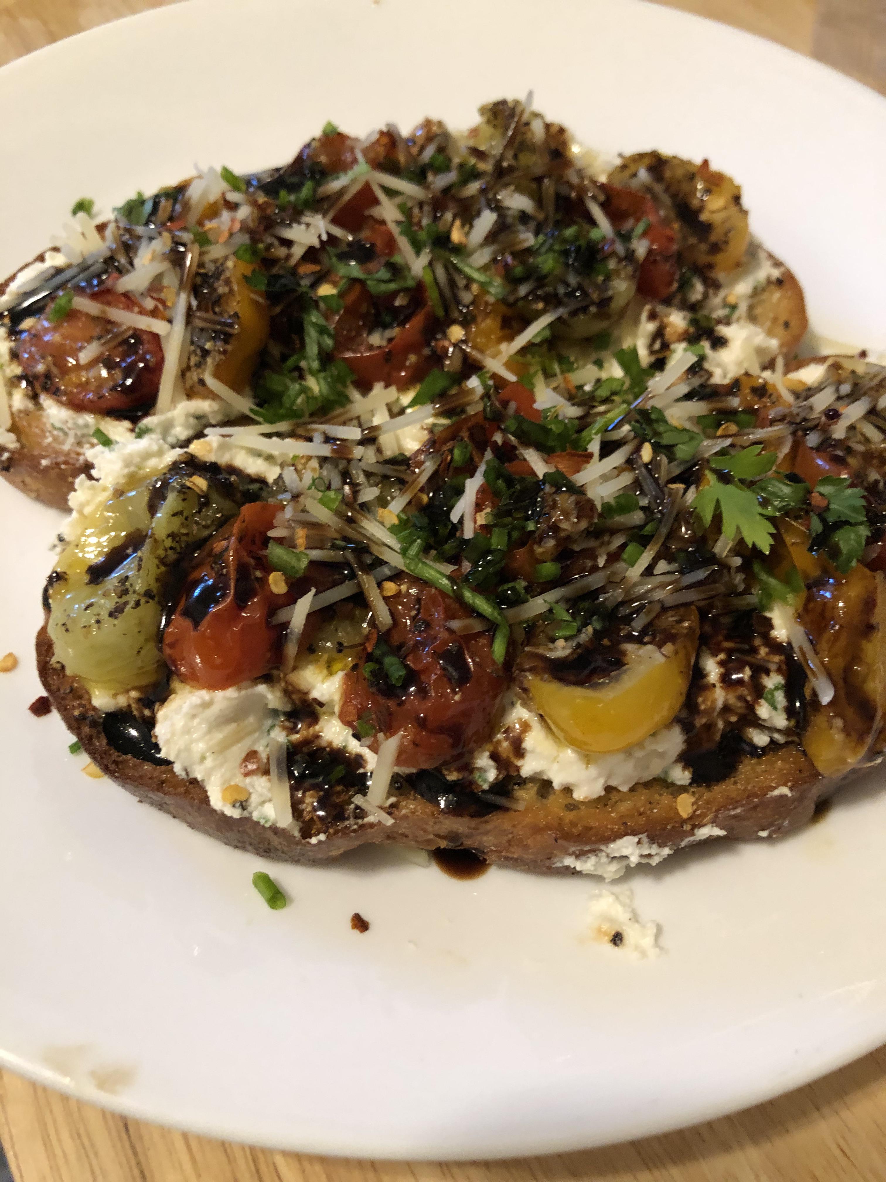 Charred Tomato and Ricotta Toast is perfection r/hellofresh