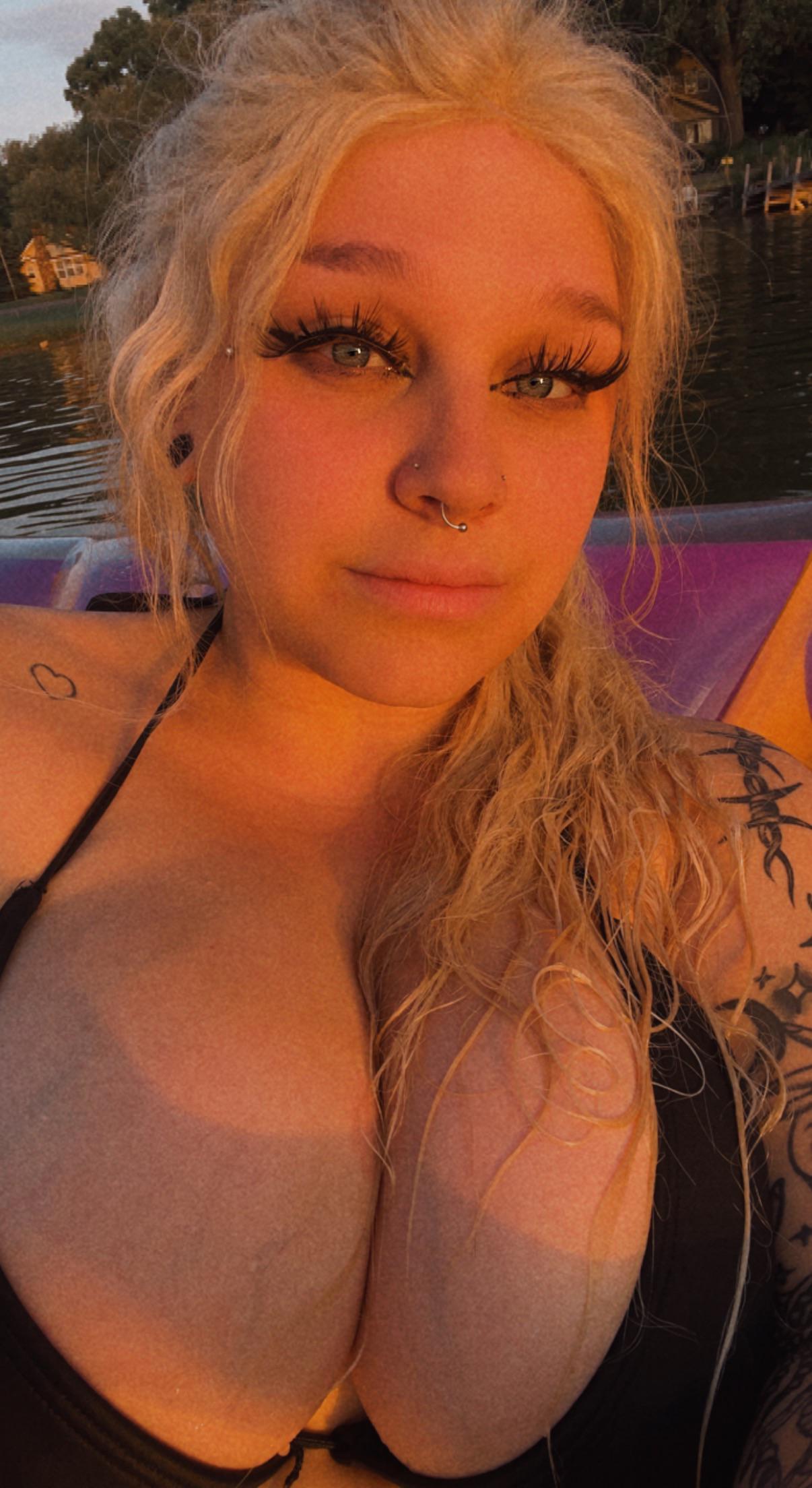 Sleebunn (u/holobunny69) - Reddit