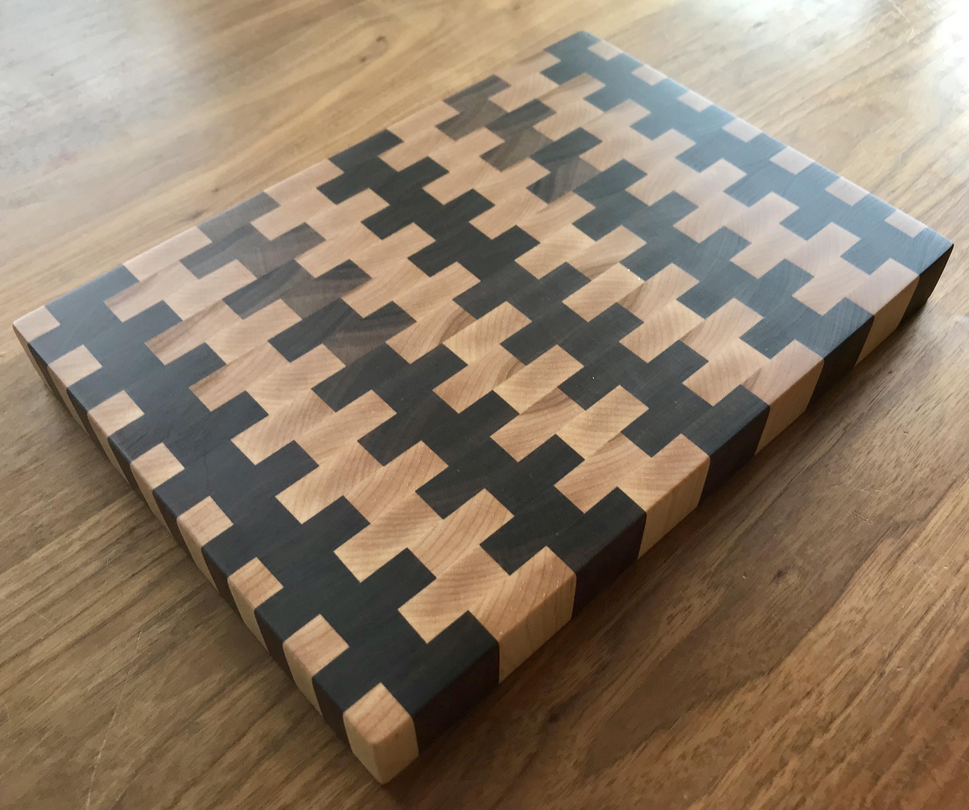 Maple and walnut end grain cutting board r/woodworking