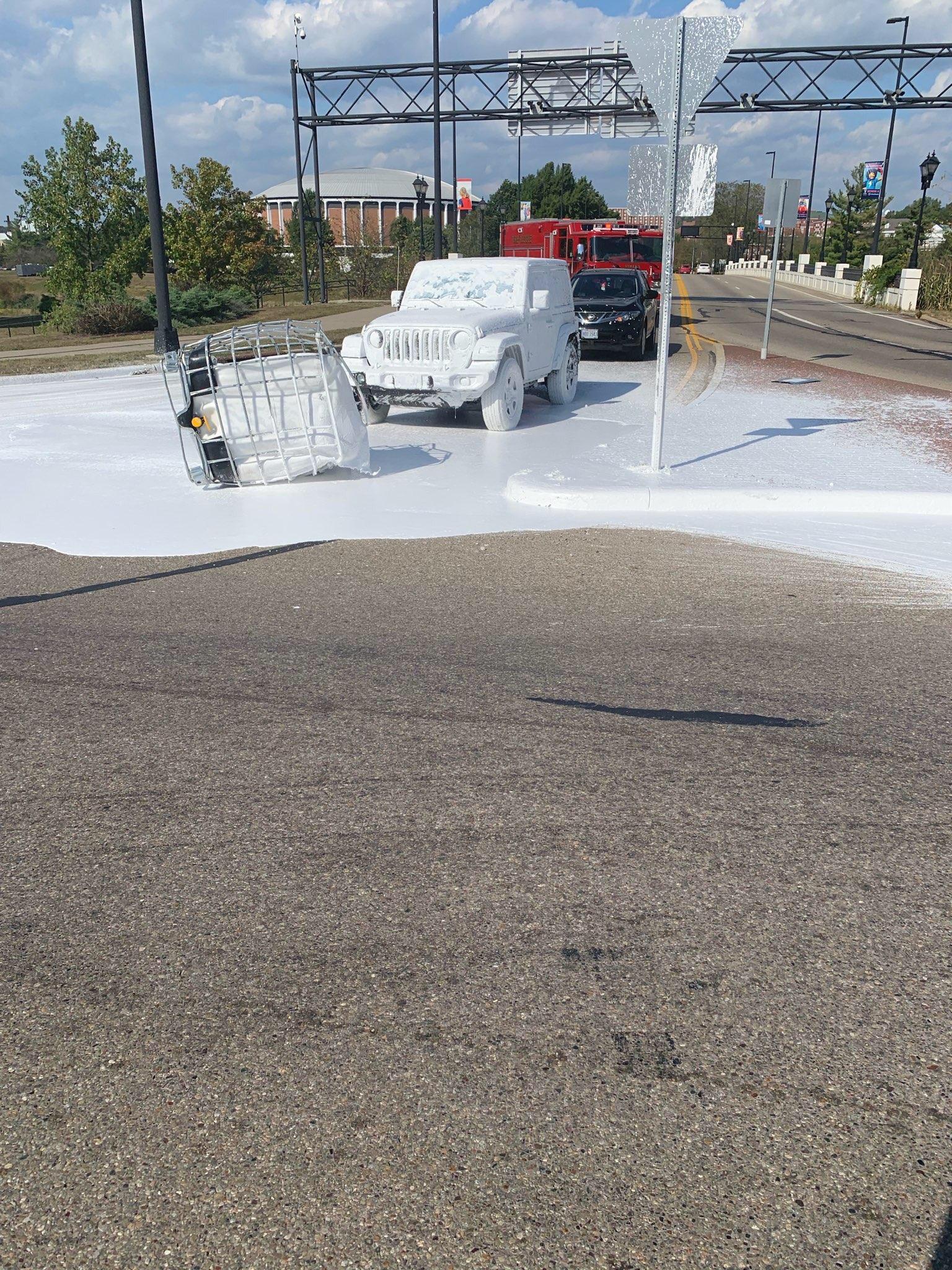 275 Gallons of Road Marking Paint r/Truckers