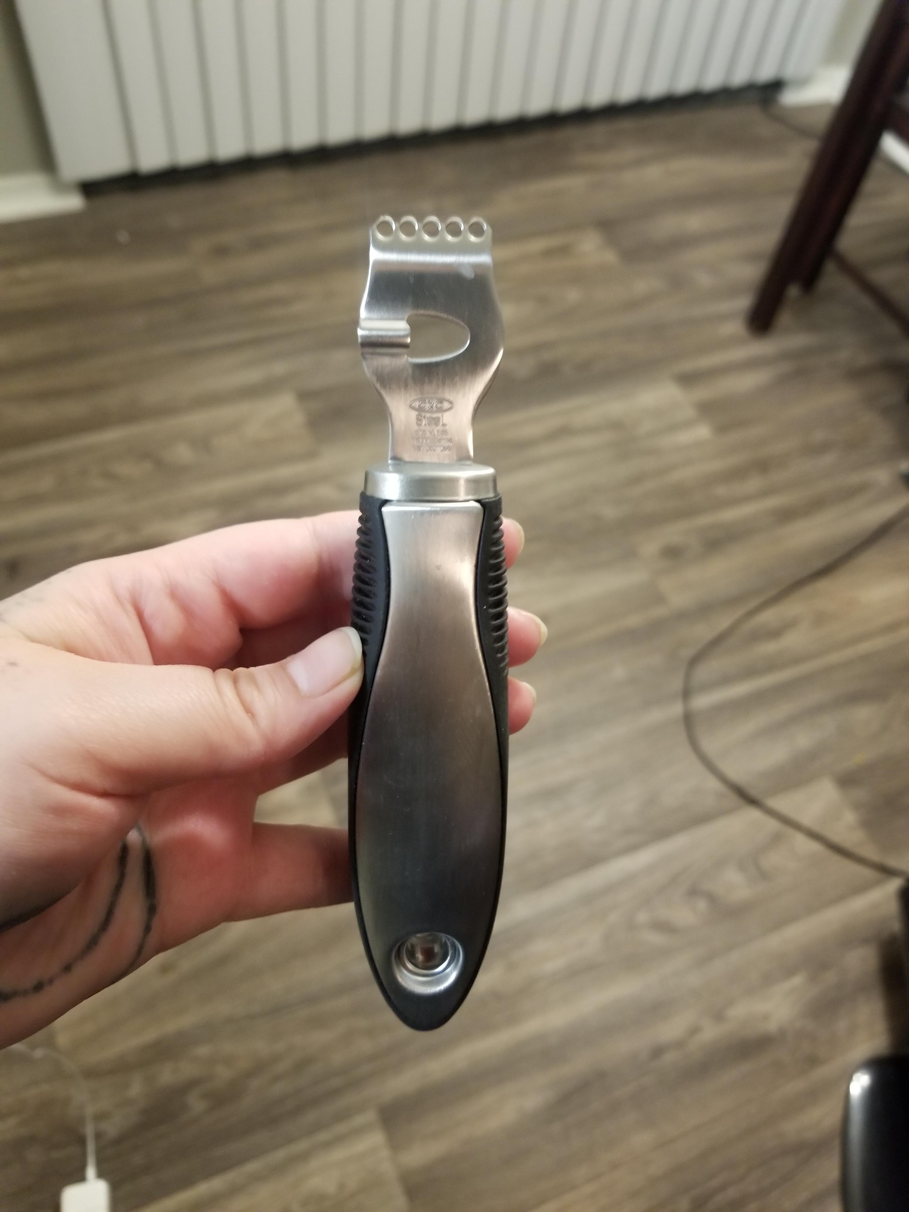 Bought a kit of kitchen utensils from Goodwill but I have no idea this