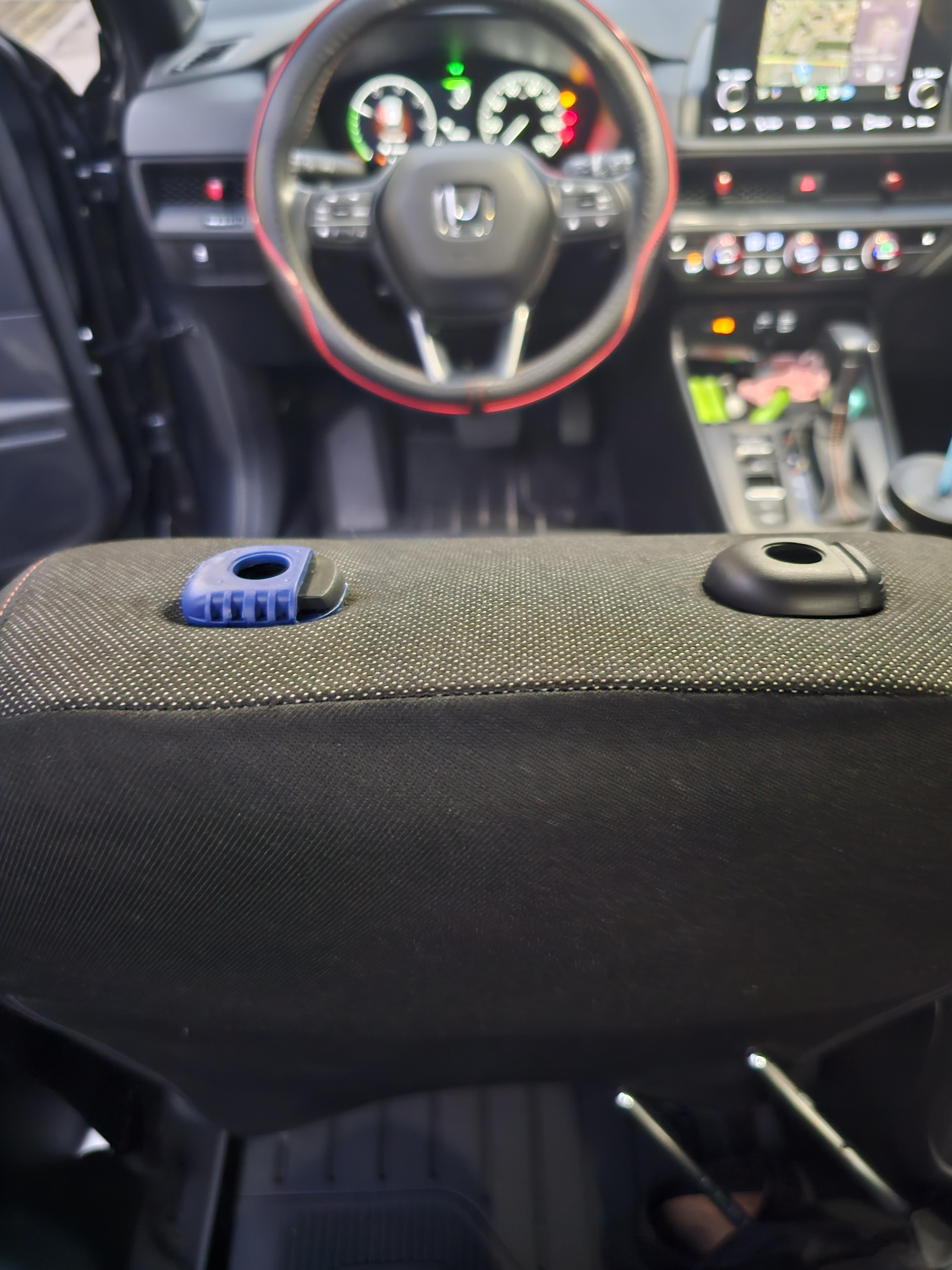 23 CRV Sport Headrest Removal : r/crv