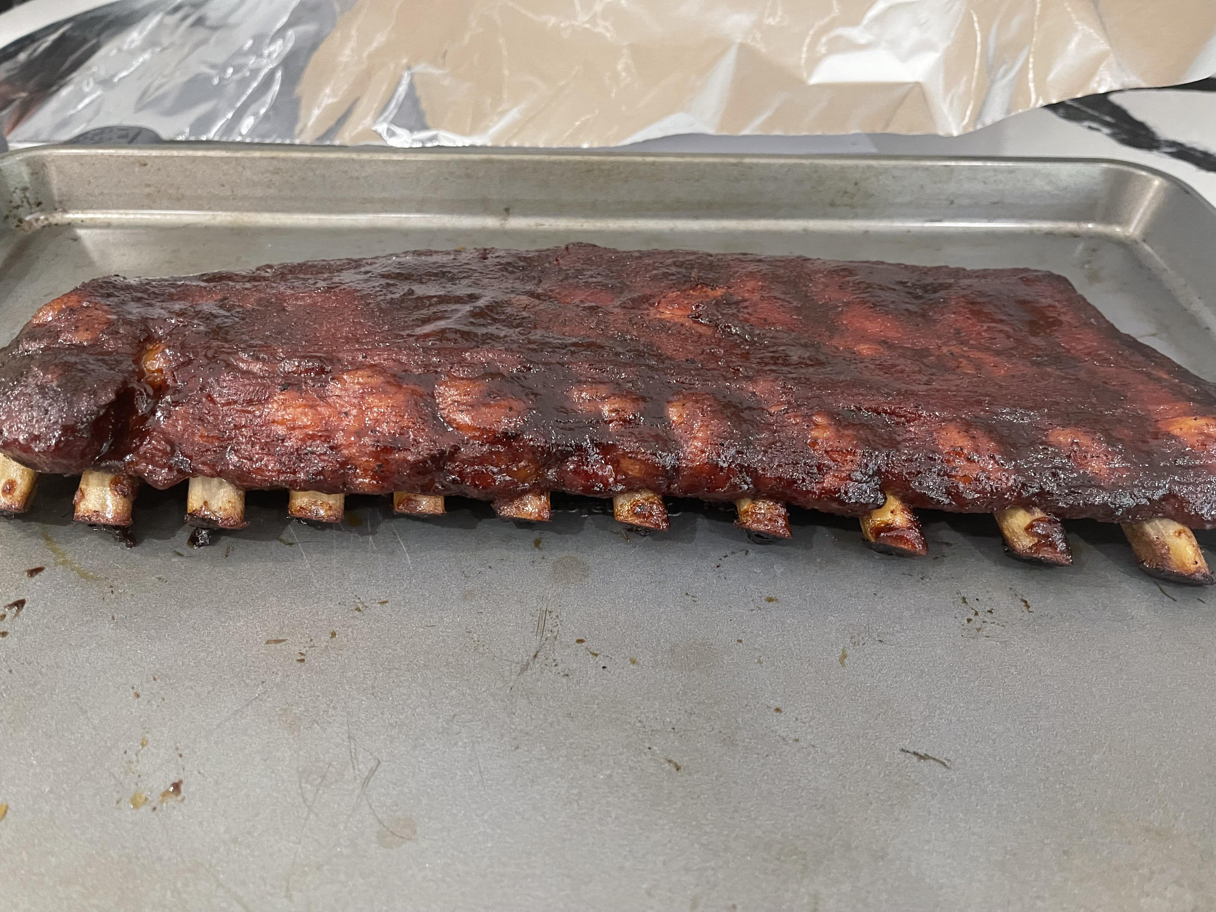 First attempt at ribs on the Kamado Joe came out pretty well, 321 r/BBQ