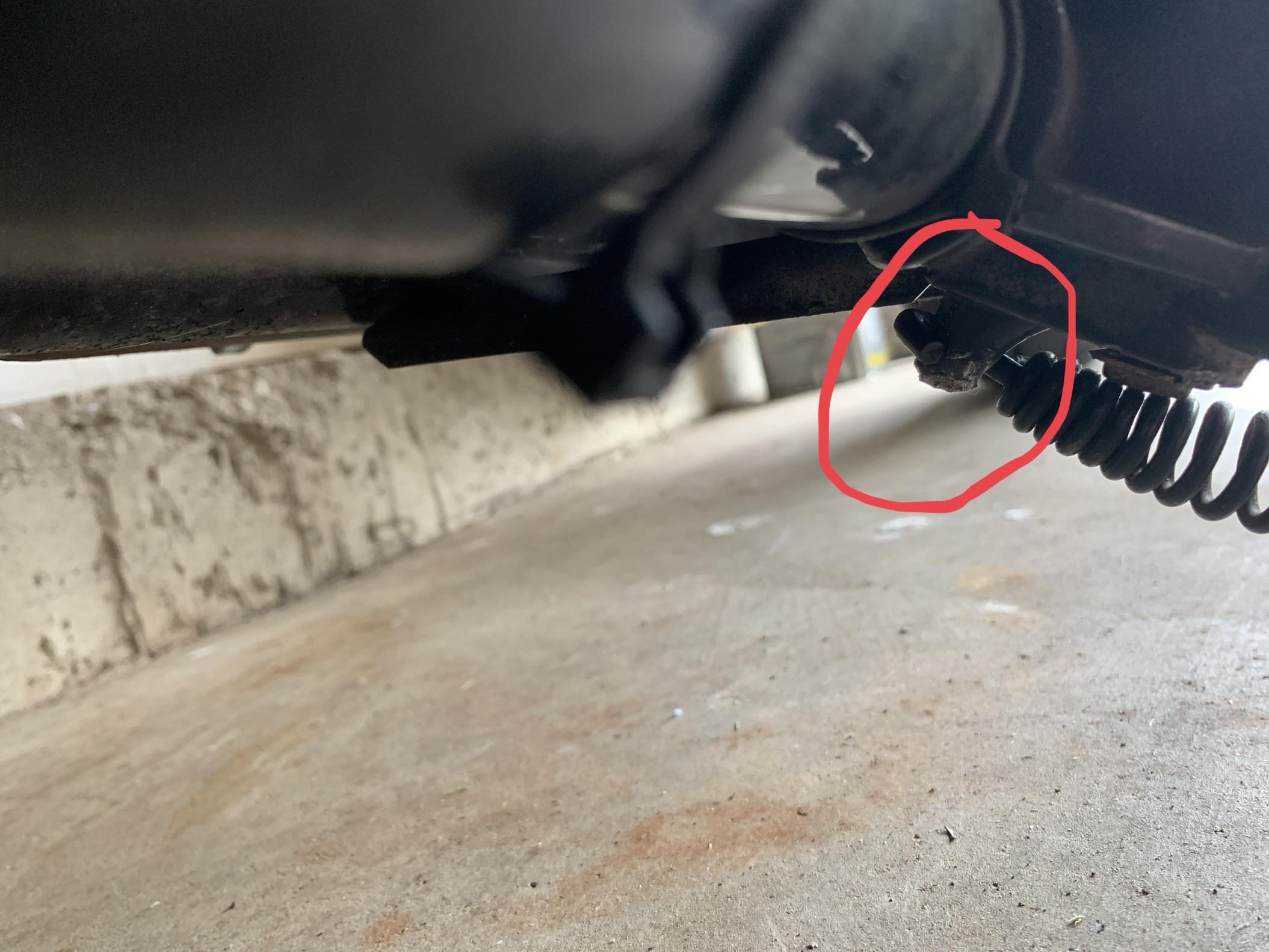 Kickstand Mount Repair Options? r/Harley