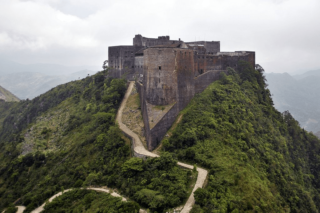 The Citadelle Laferrière in Northern Haiti r/ArchitecturePorn