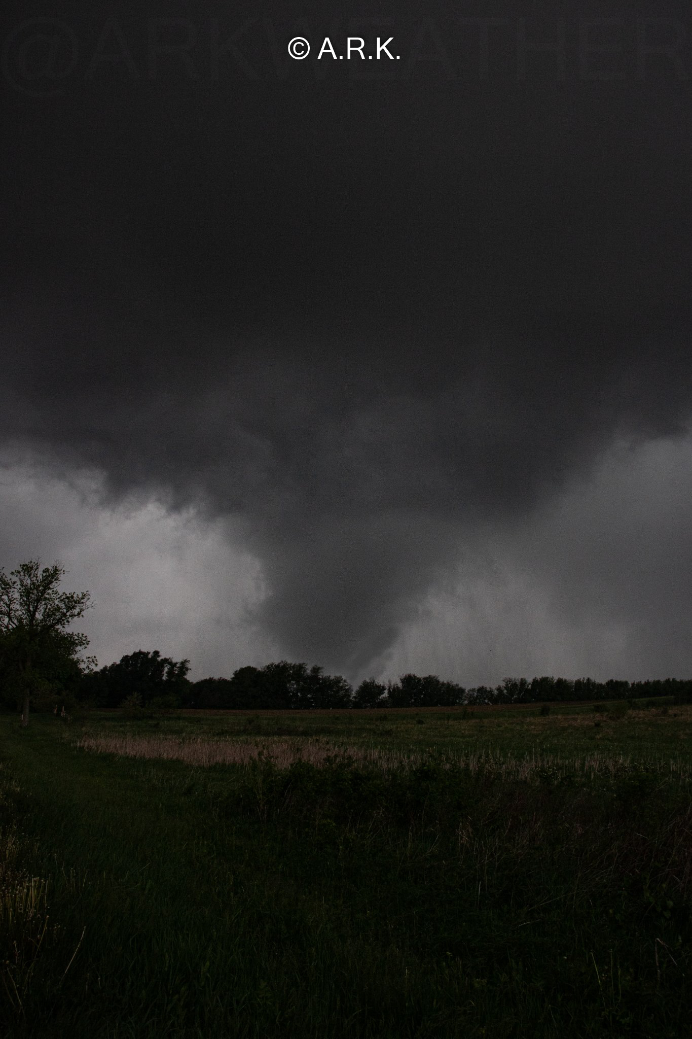 Photo of the Beloit, Wisconsin tornado that occurred the evening of May