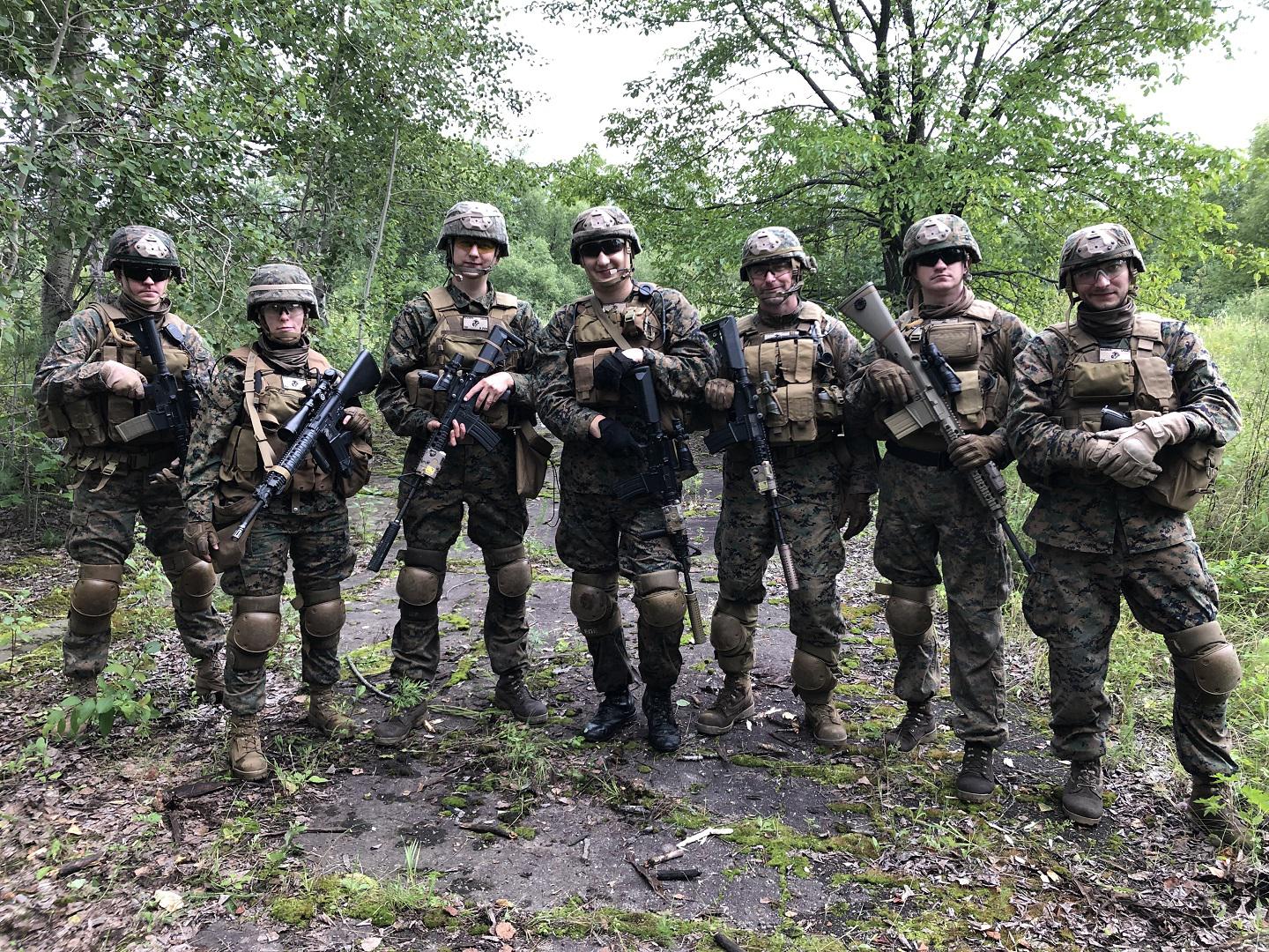Airsoft Russia. 1stReconBn. Team photo. Photographed on the respawn at