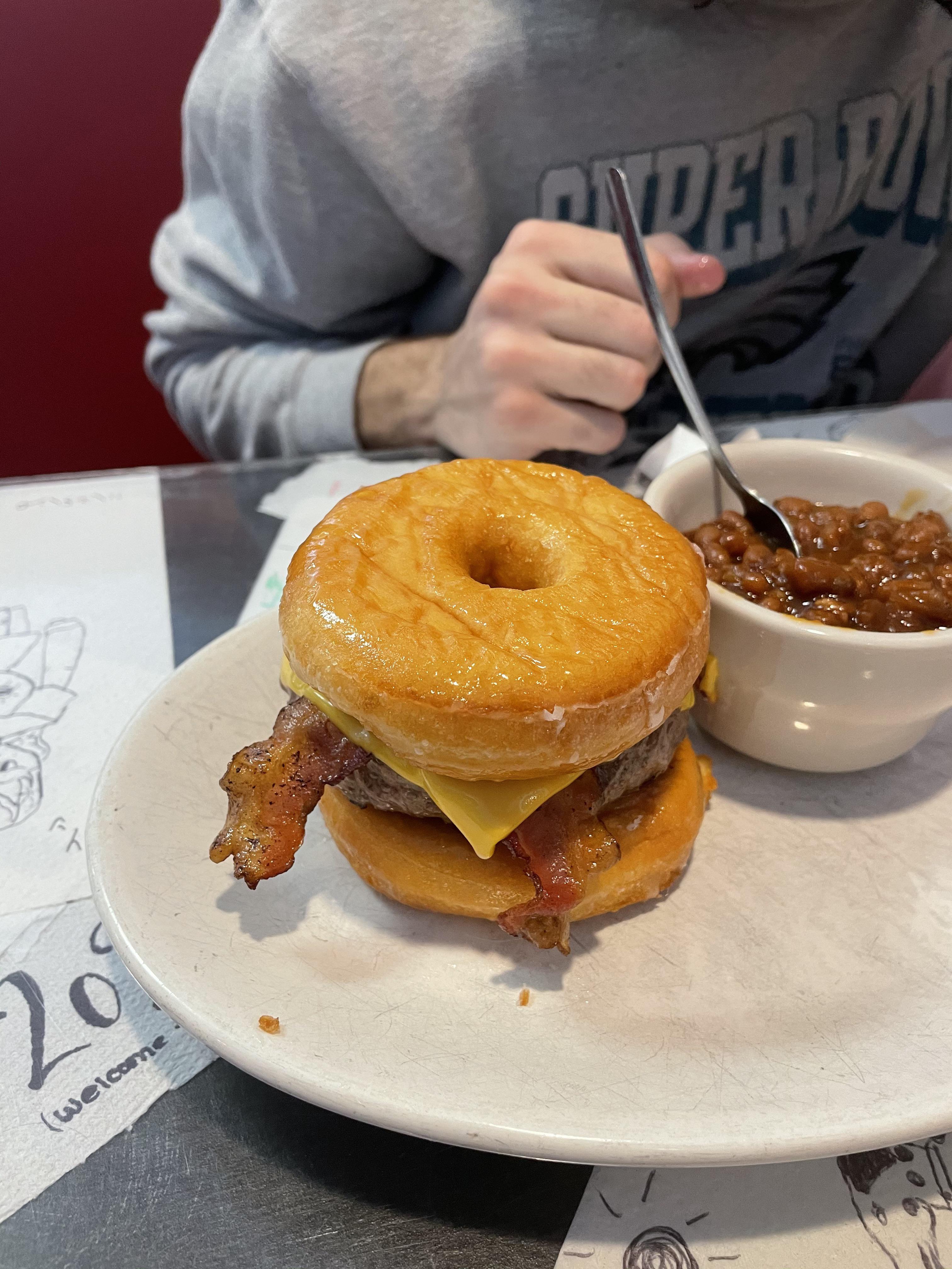 Donut burger (Brooks Burgers) r/burgers