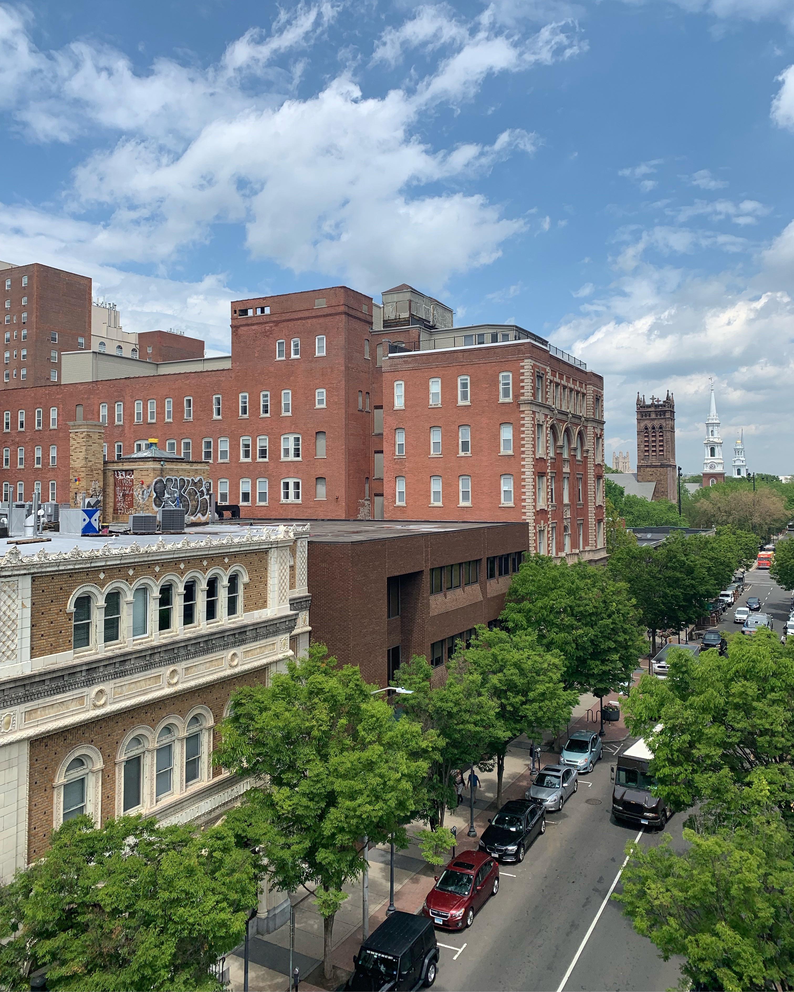 Temple street in New Haven r/Connecticut