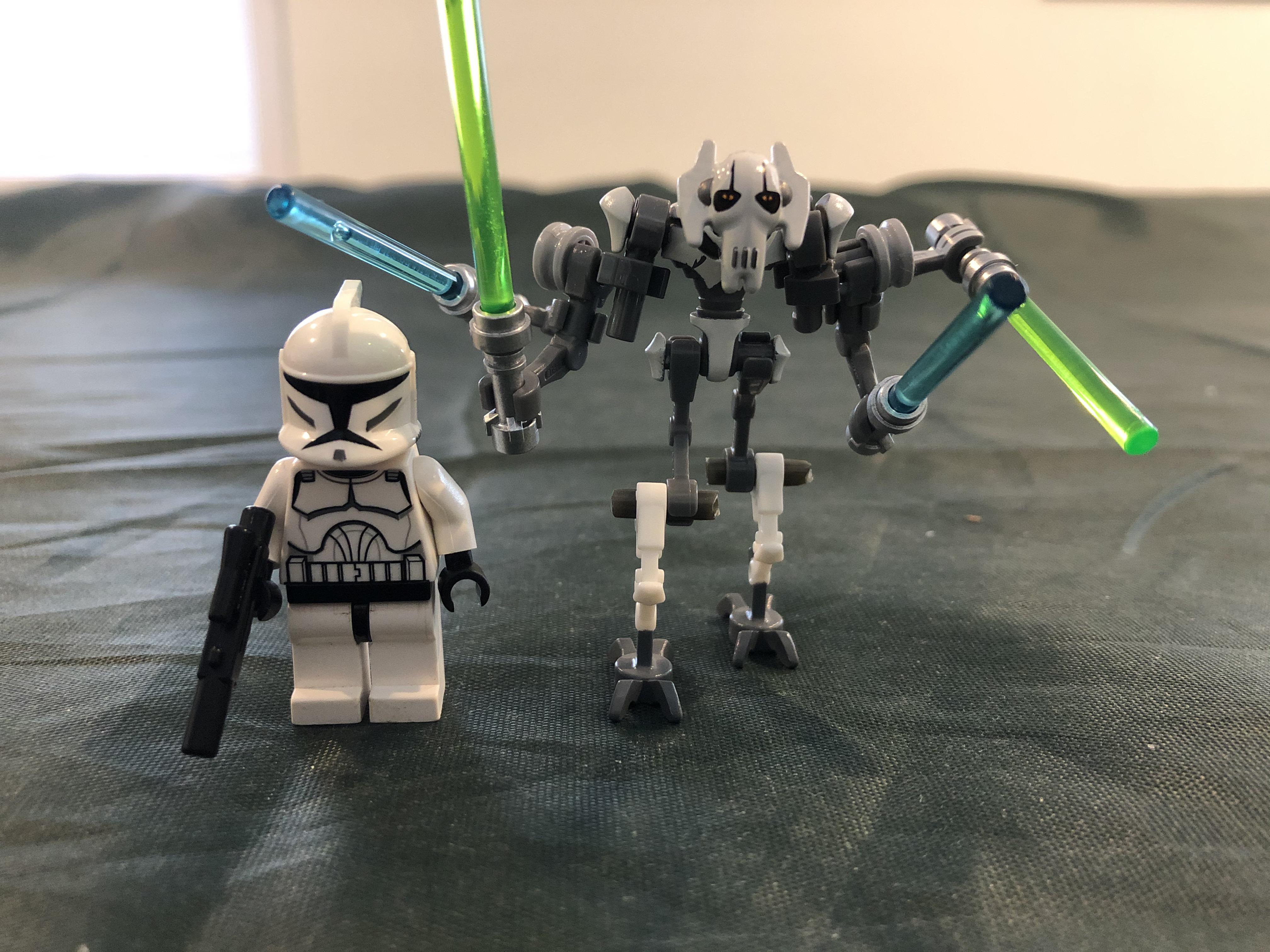 Decided to make a proper size general grievous lego